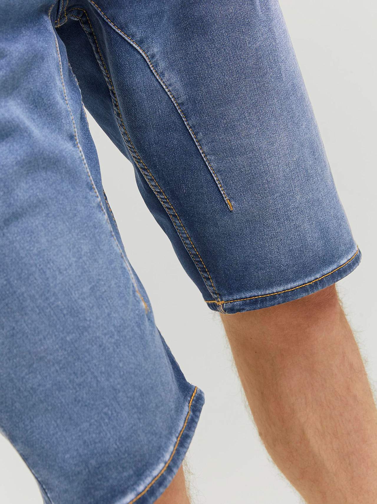 Lange, superstretch jeans-shorts Scale 608