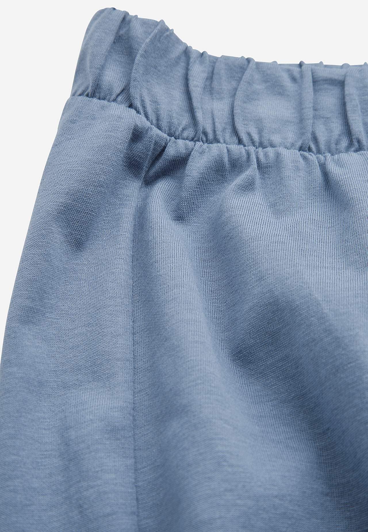 Todelt pyjamas med prikker