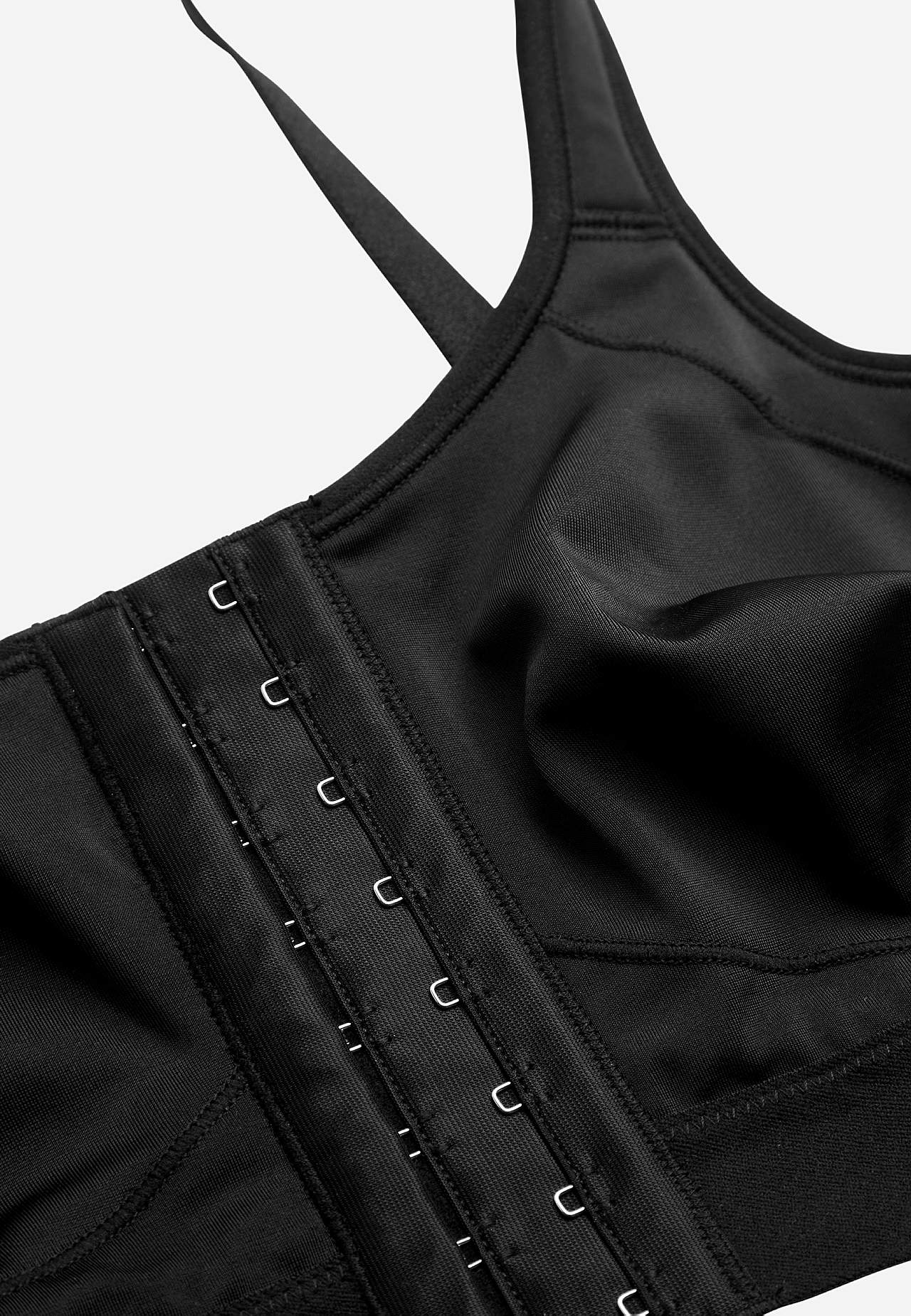 Framknappet sports-BH med støtte Doris