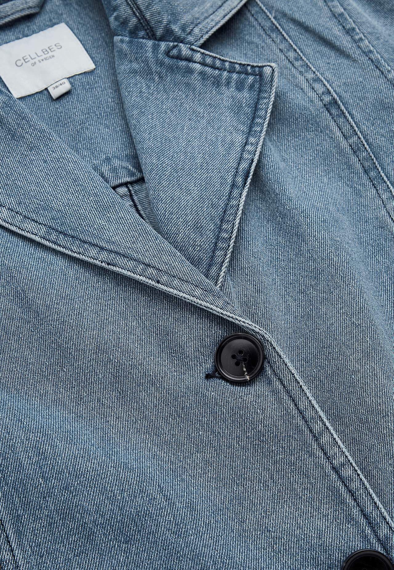 Kåpe i denim med knytebelte