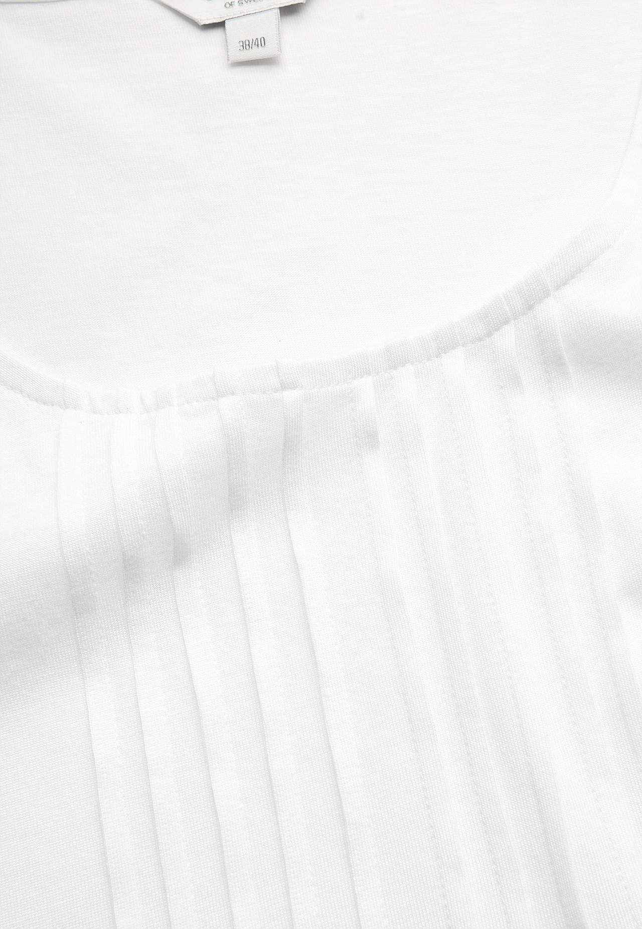 Singlet med dekorativ fold