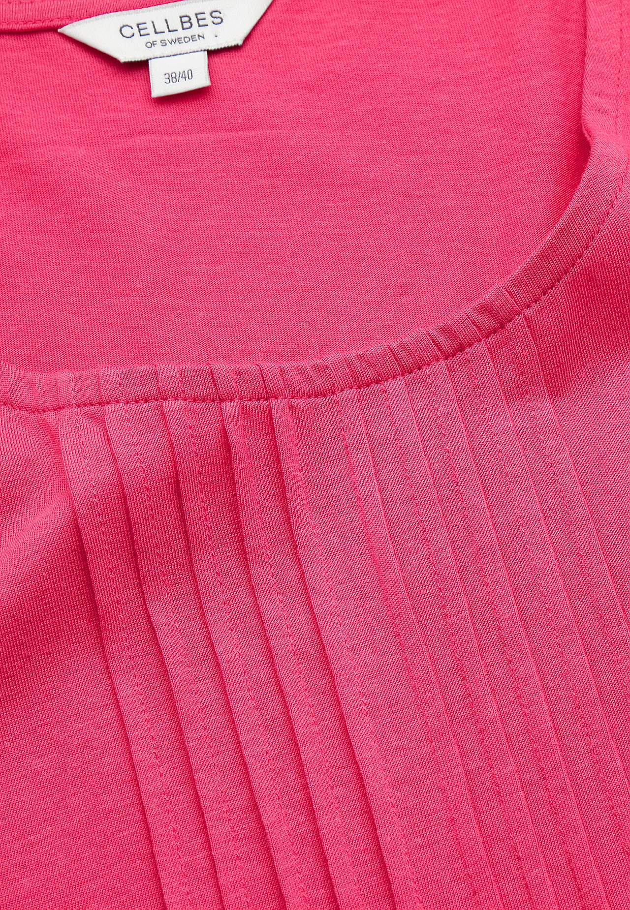 Singlet med dekorativ fold