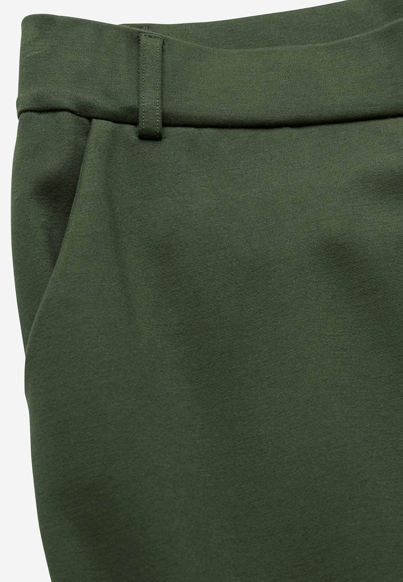 Vid bukse i Punto di Roma-trikot med lommer Lisa