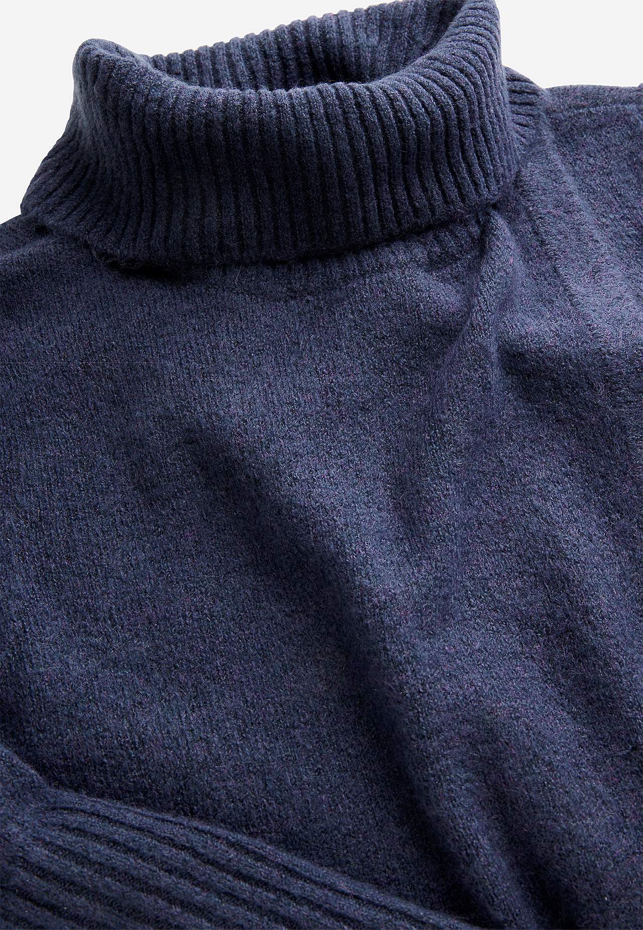 Strikket poloskjorte med innpakket detalj foran