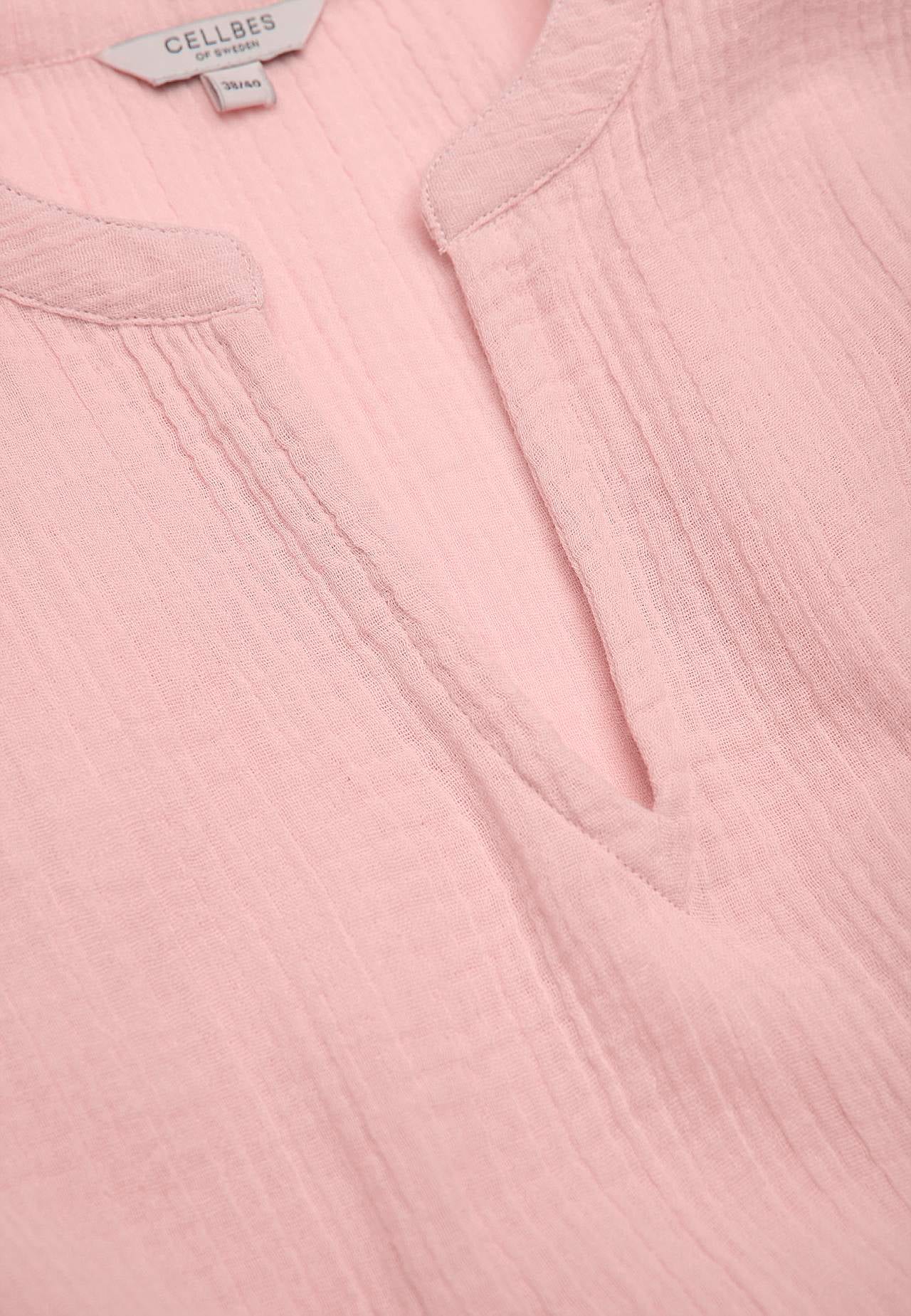 Kjole i rynket bomull