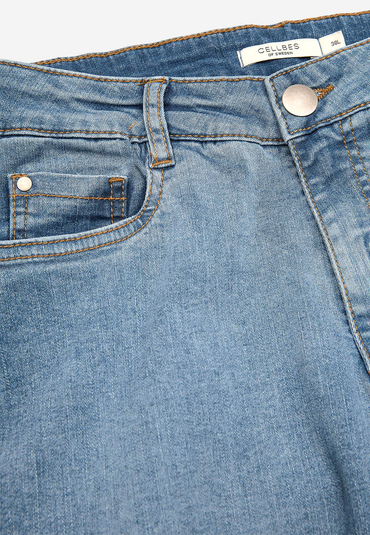 Vide, lange jeans med høy midje