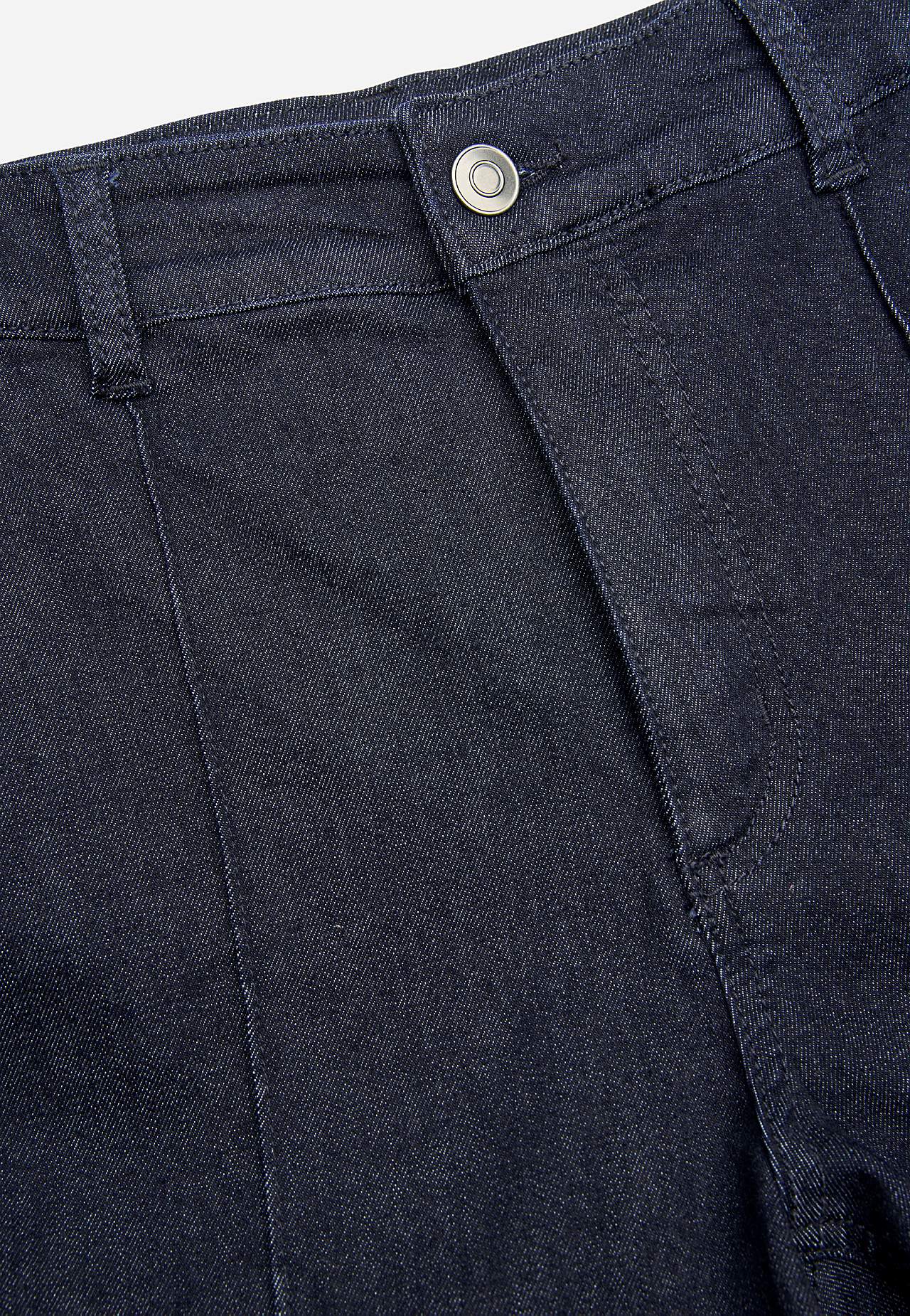 Stretchjeans med sydd press