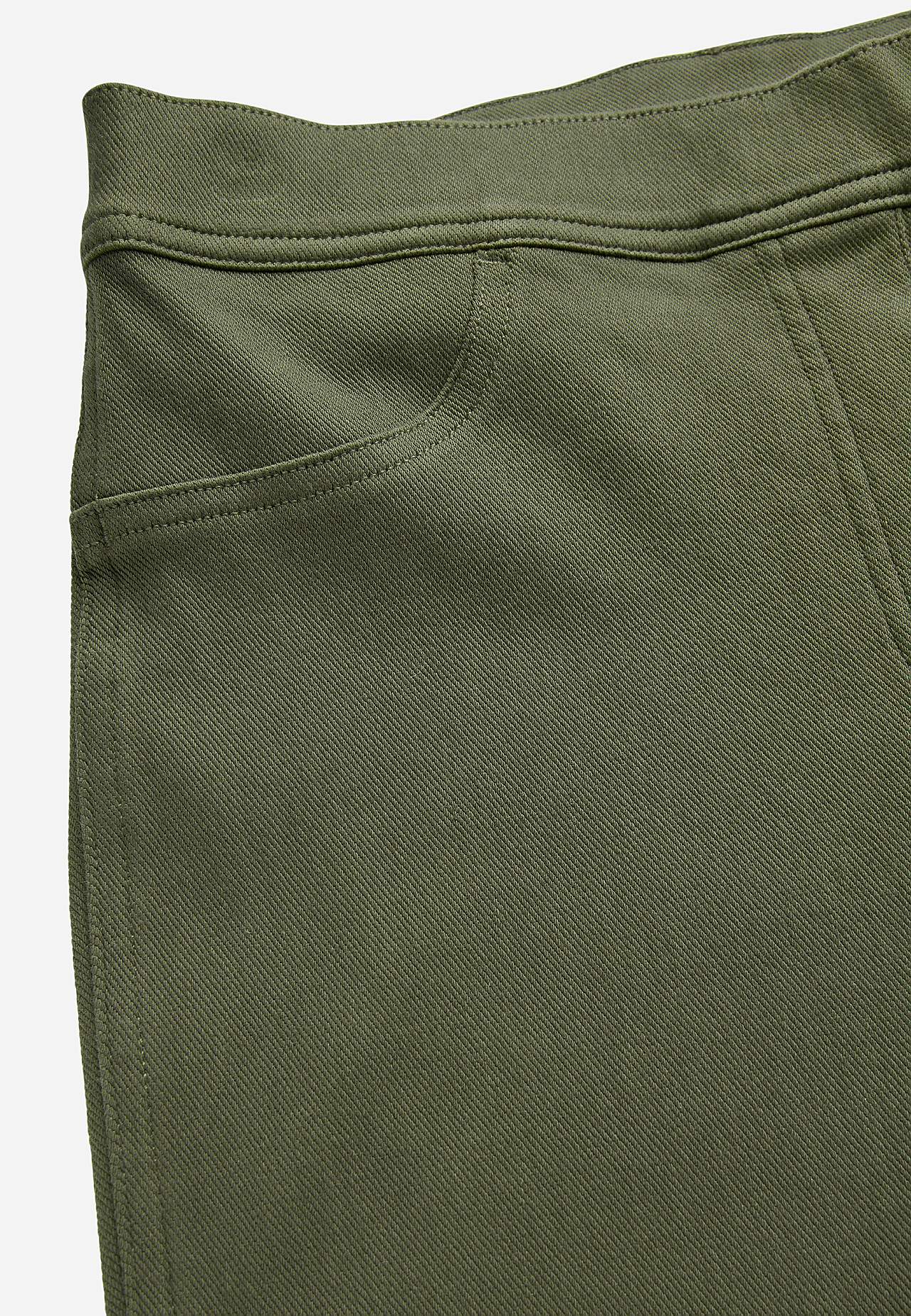 Stretchy leggings