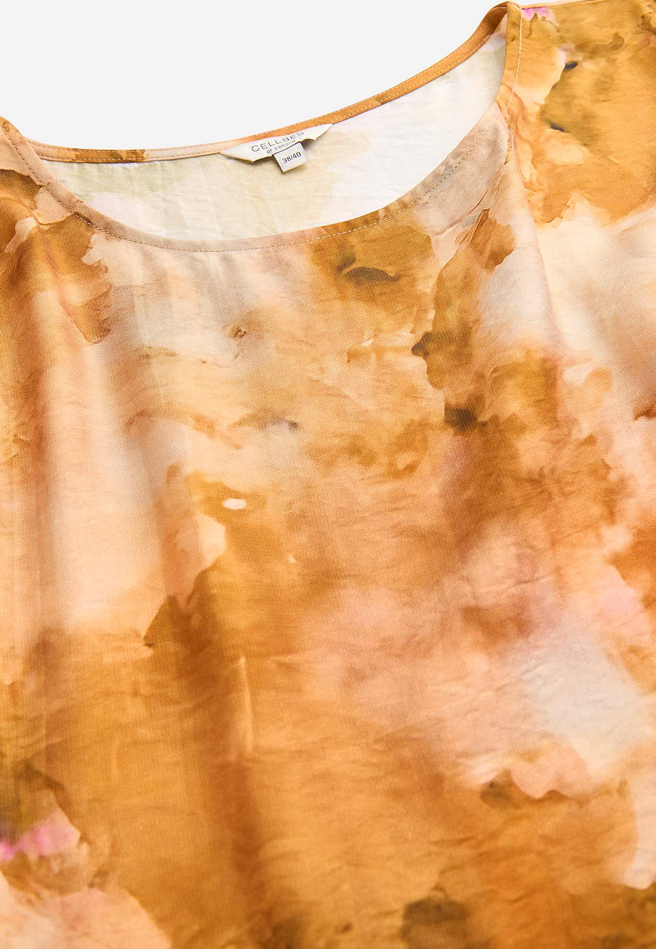 Mønstret kaftankjole