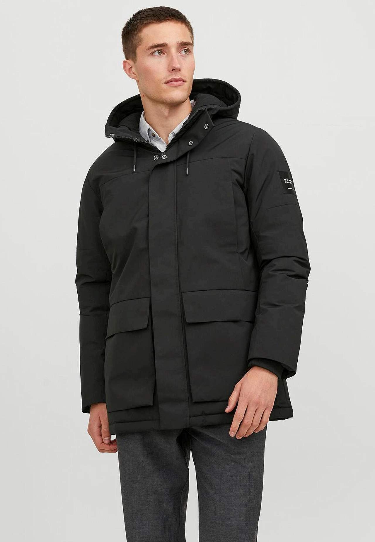 Varm-foret jakke med hette