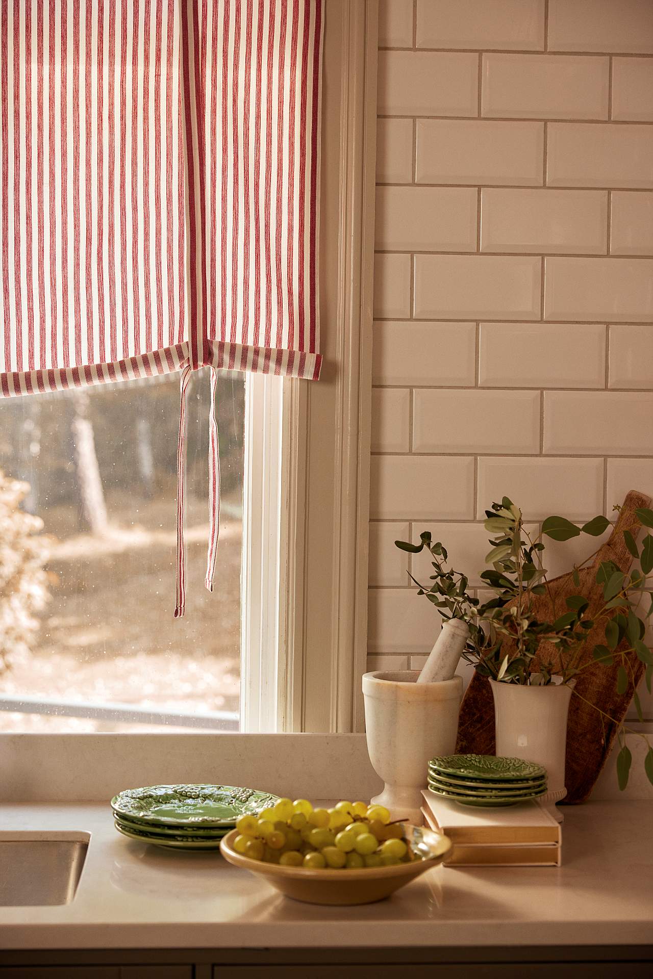 Vevet, stripete liftgardin