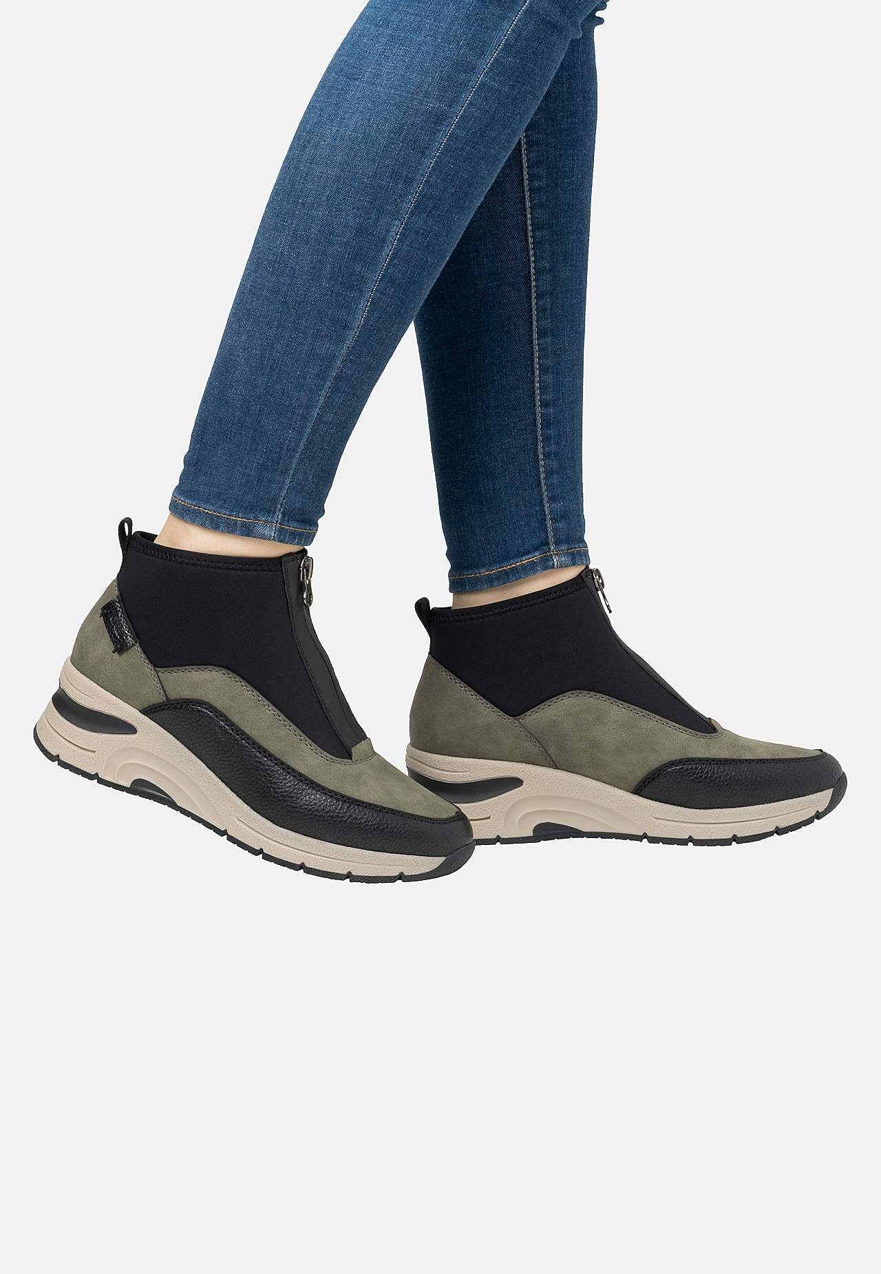 Joggesko med kilehæl
