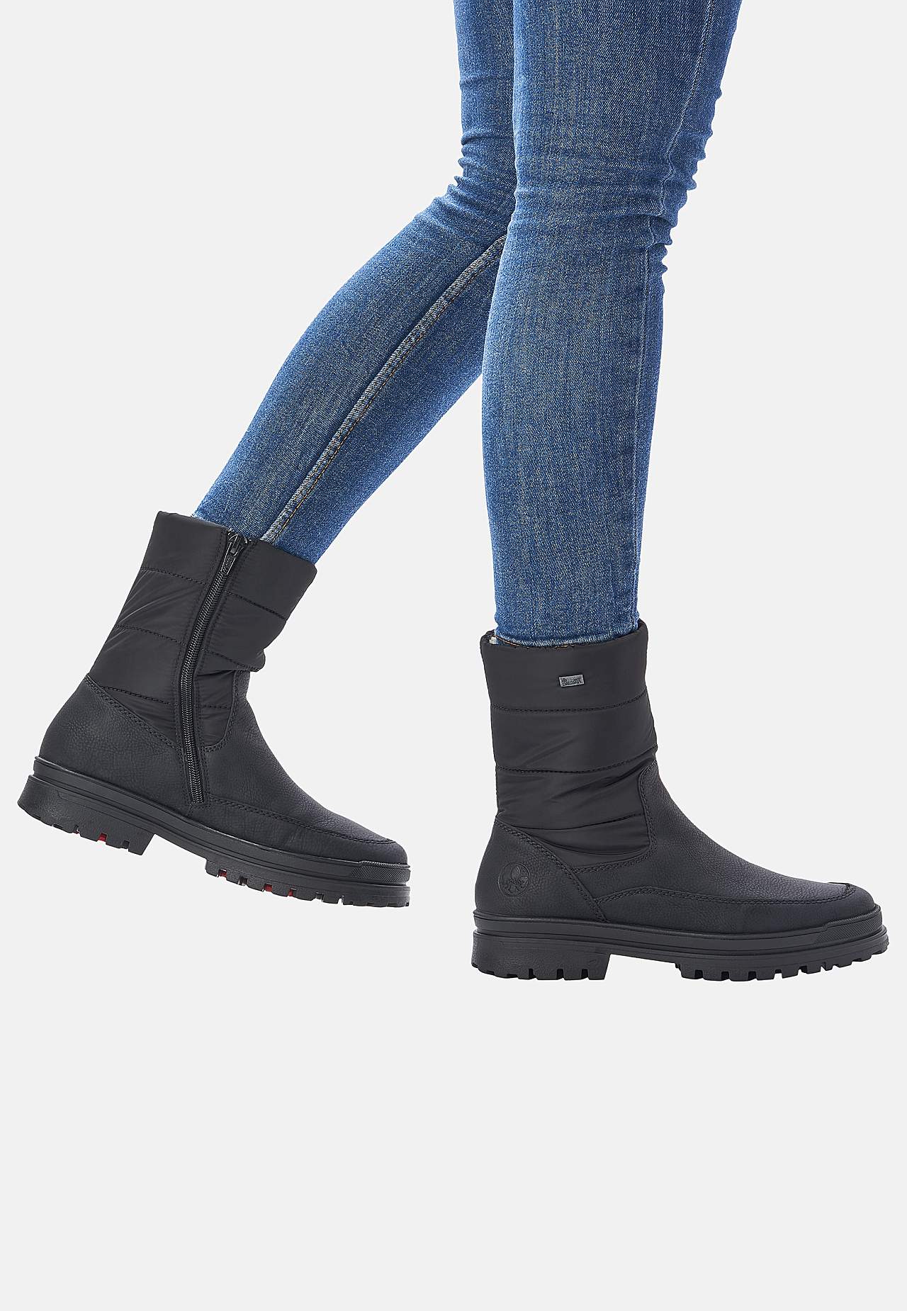 Fôret boot med uttrekkbare brodder