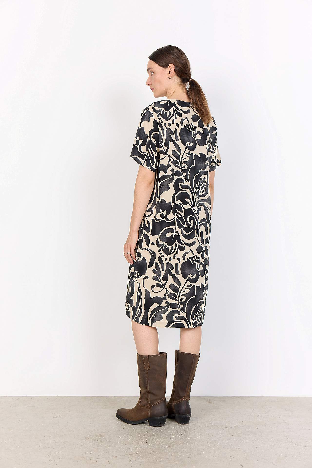 Vevet, mønstret viskosekjole