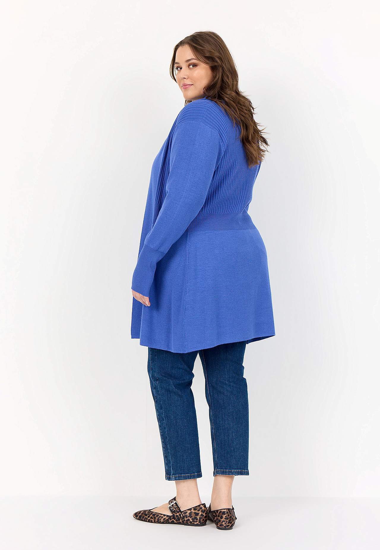 Finstrikket cardigan