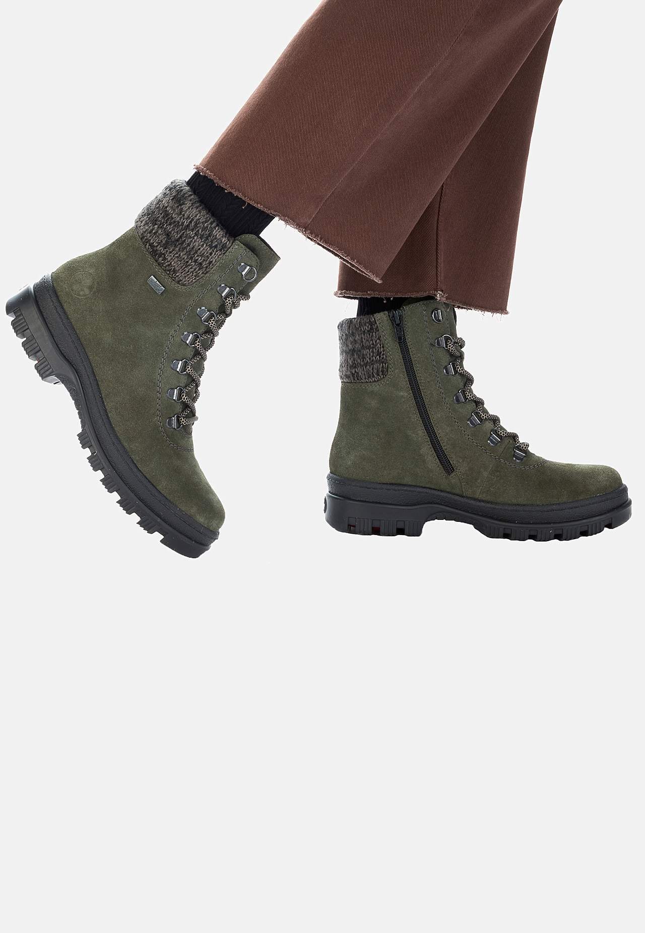 Lærstøvel med uttrekkbare brodder