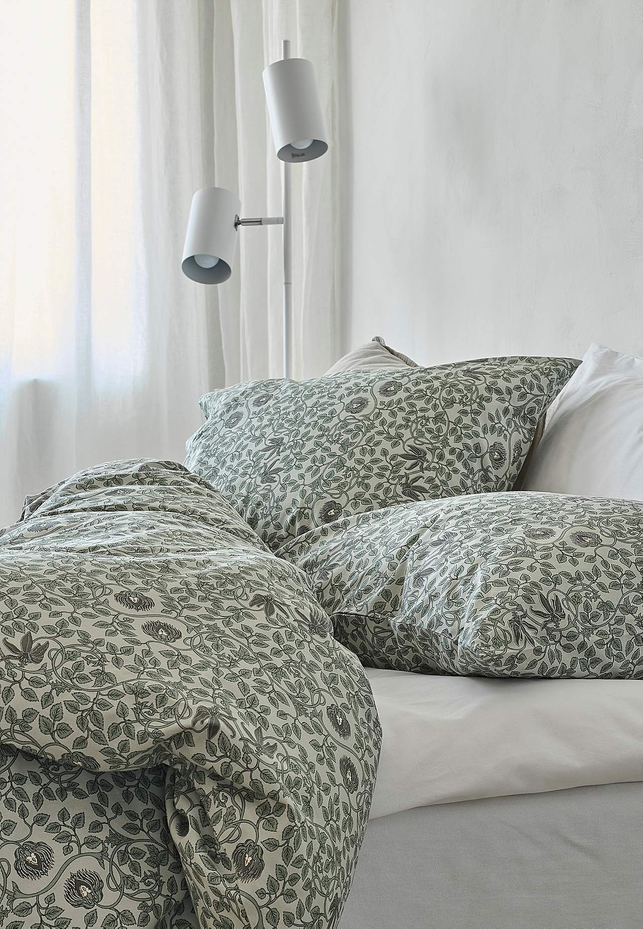 Småblomstret dynetrekksett 150x210 cm