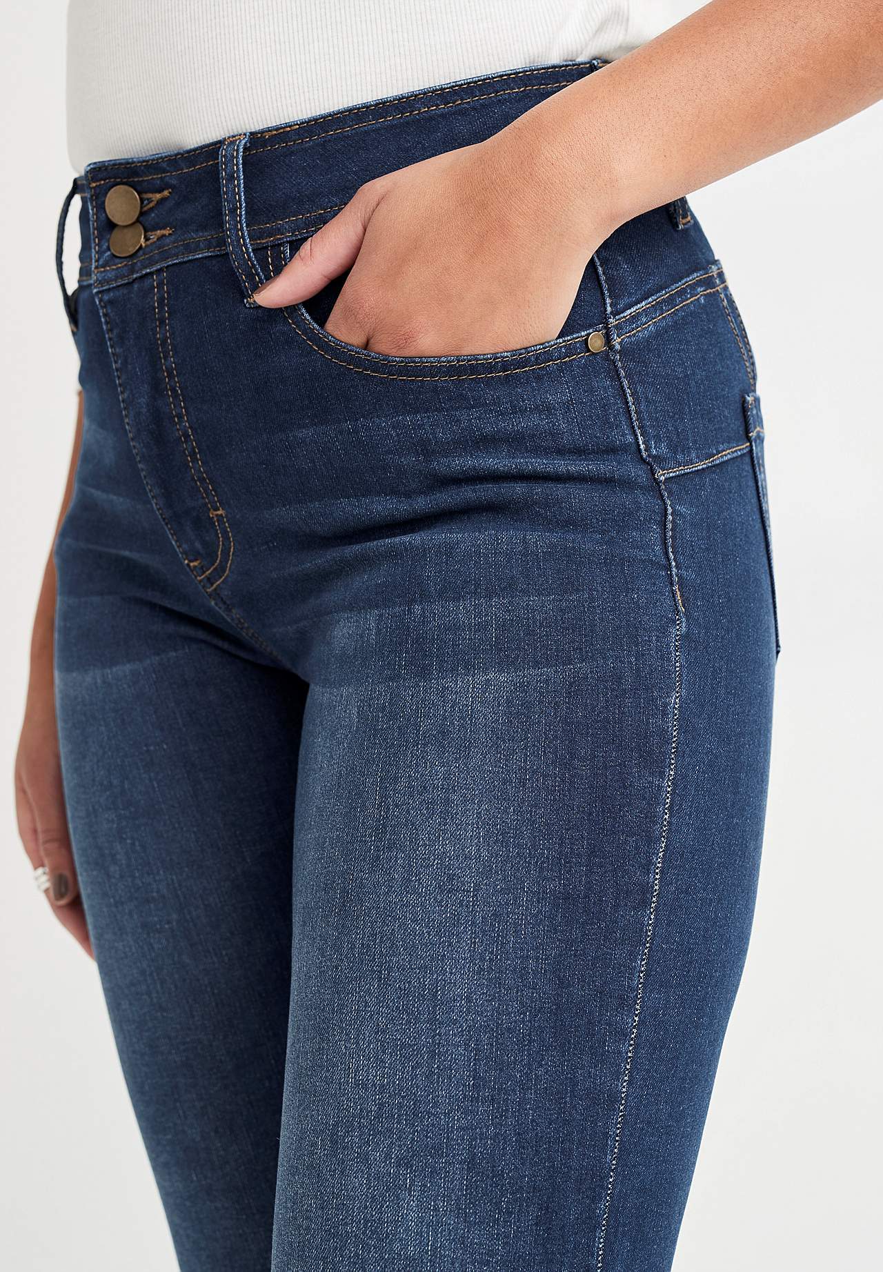 Superstretch shaping jeans med bootcut