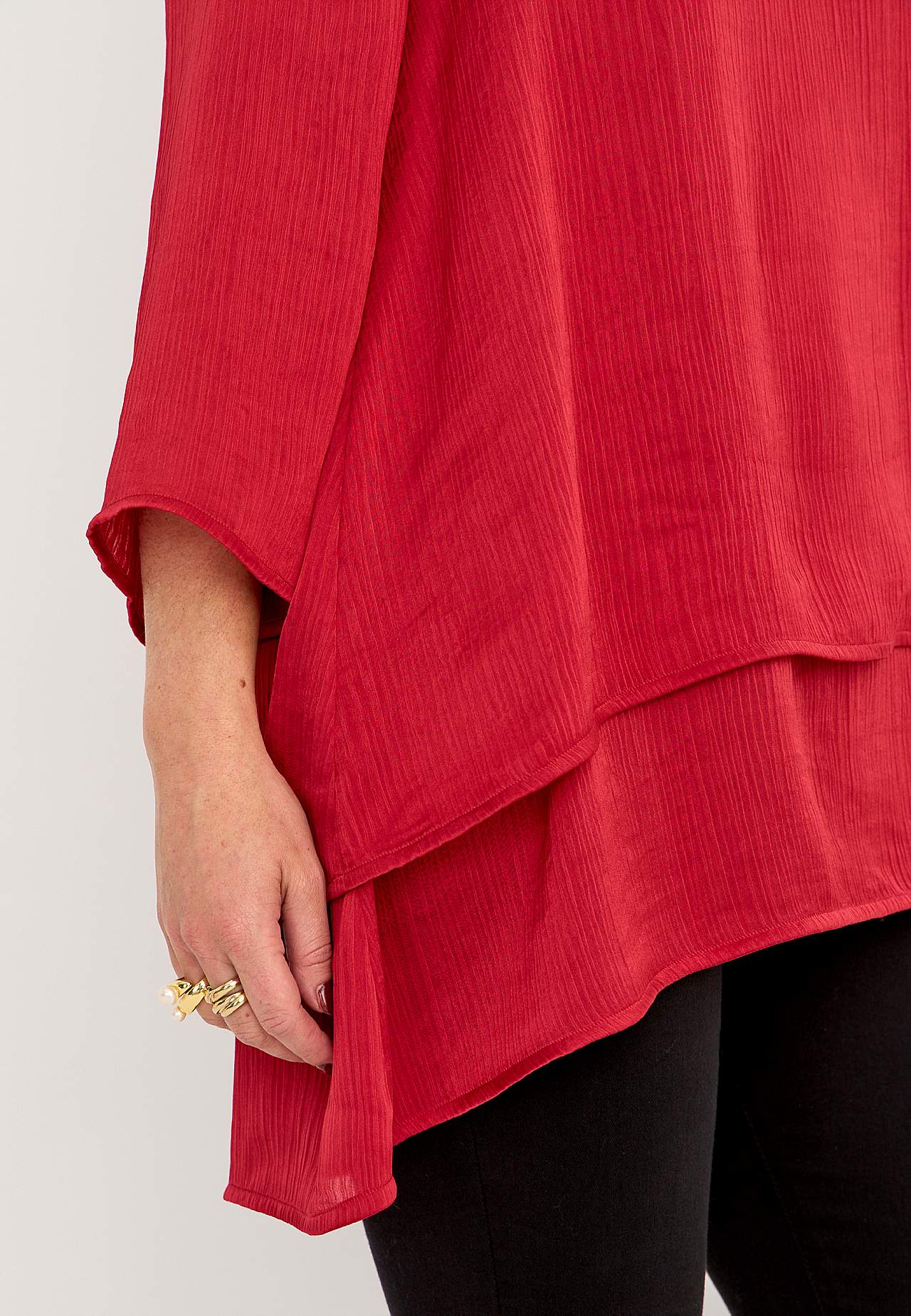 V-halset tunika med klokkeformet erme