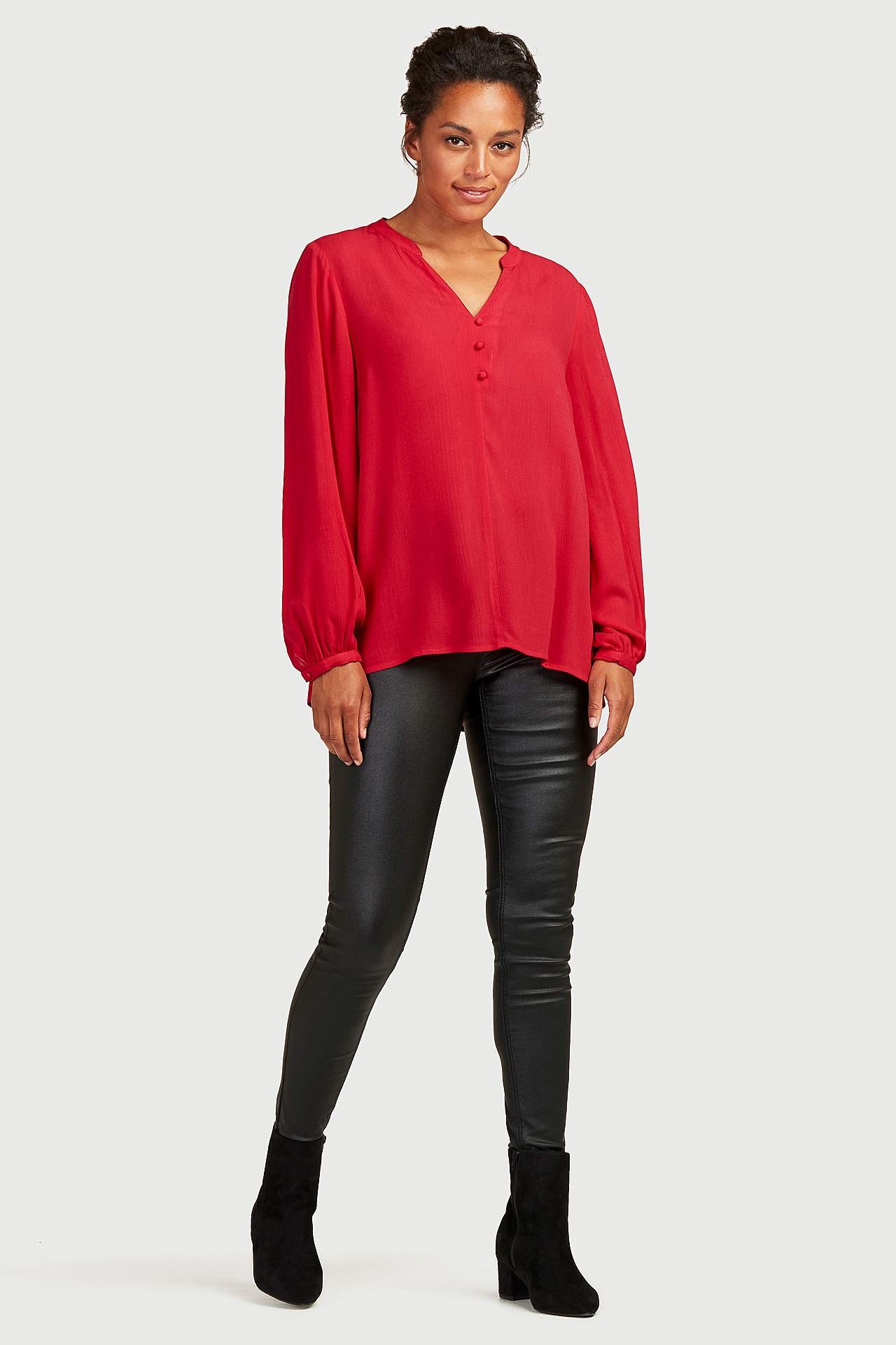 Kreppbluse med lang erm