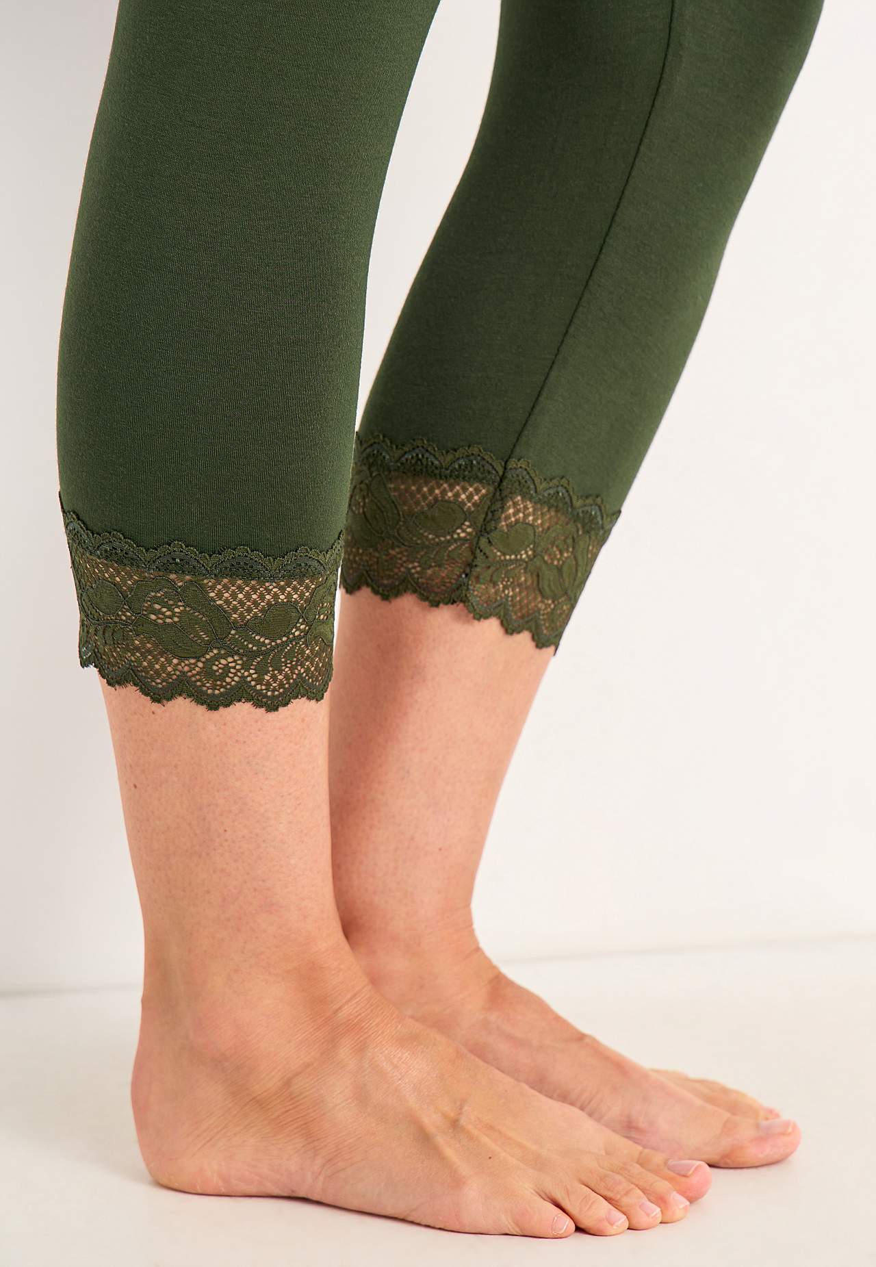 Caprileggings med blonder susanne