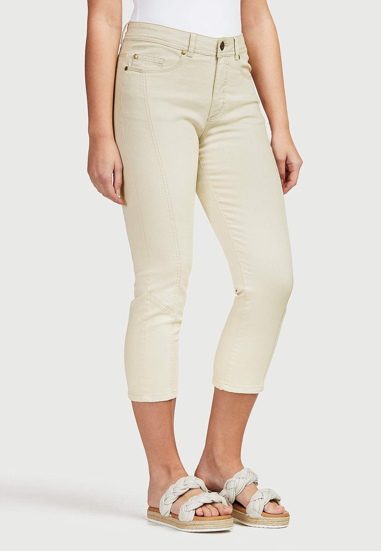 Caprijeans med design med fem lommer