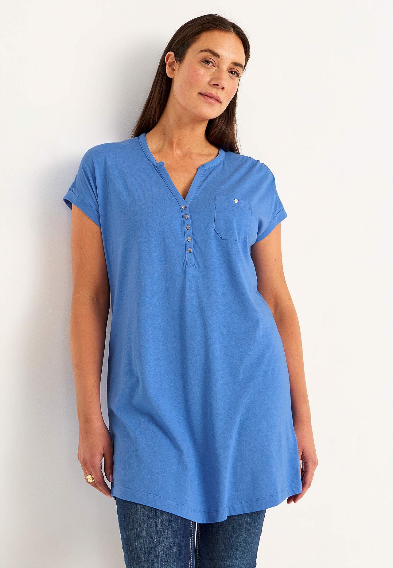 Jerseytunika med metalliske knapper