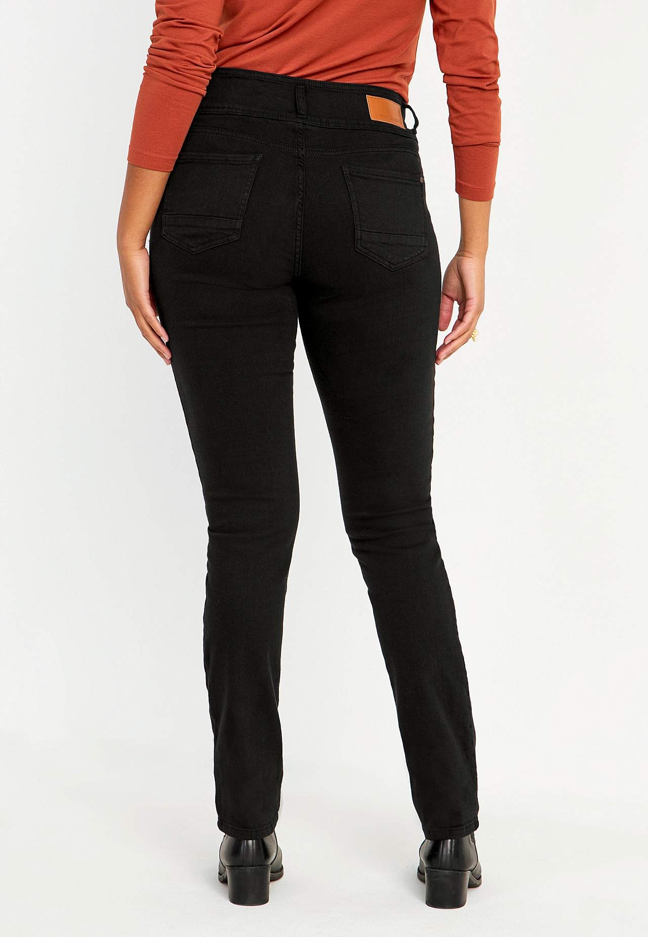 Rette jeans med høy midje