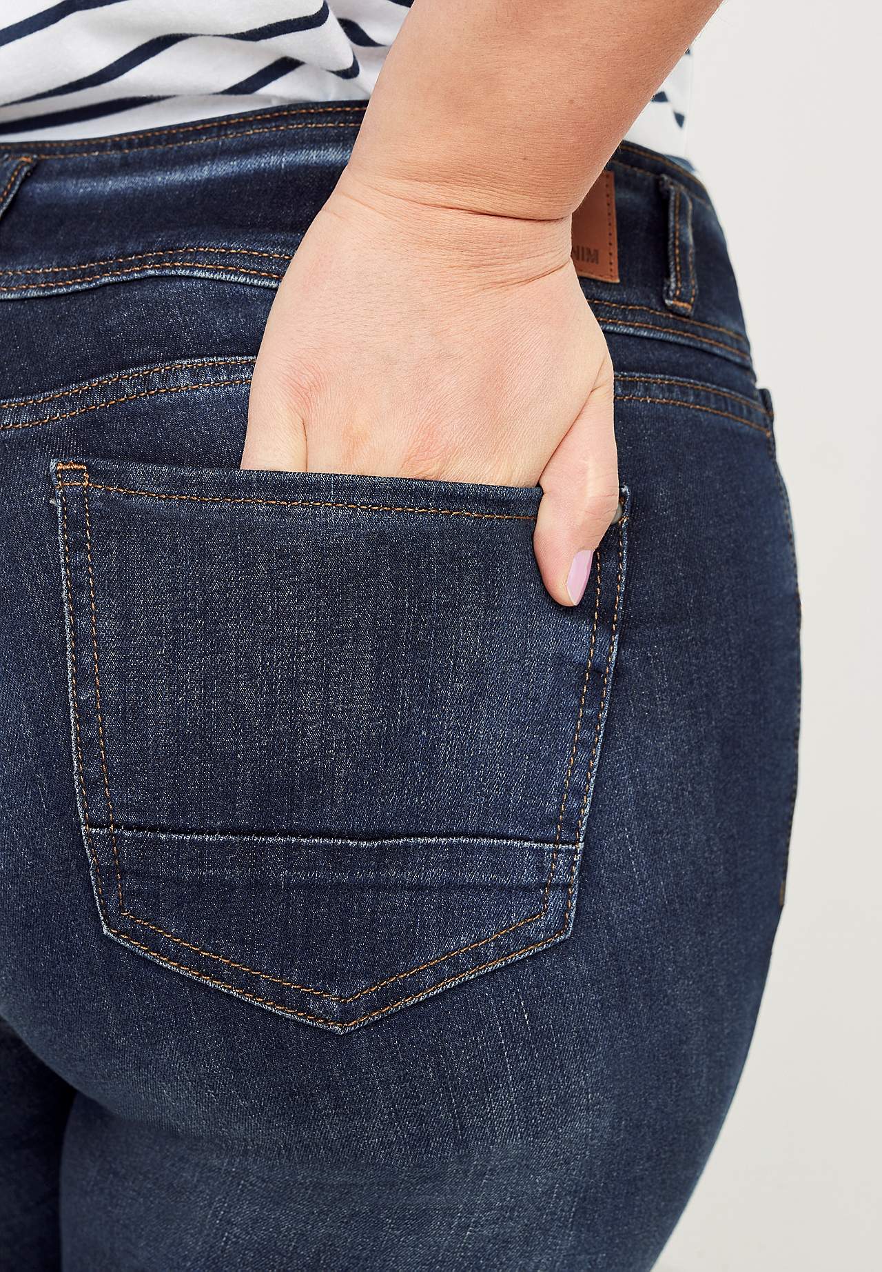 Rette jeans med høy midje