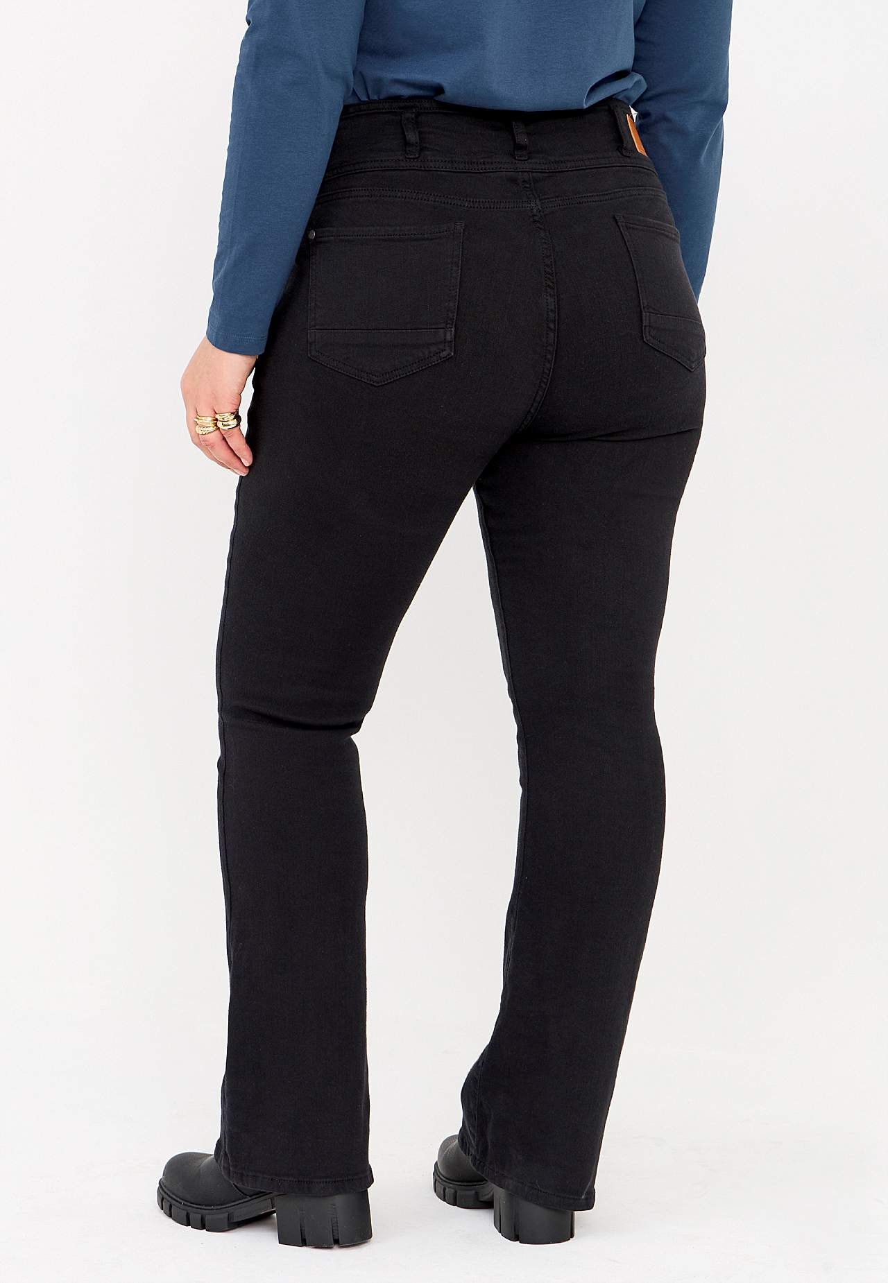 Boot cut jeans med høy midje