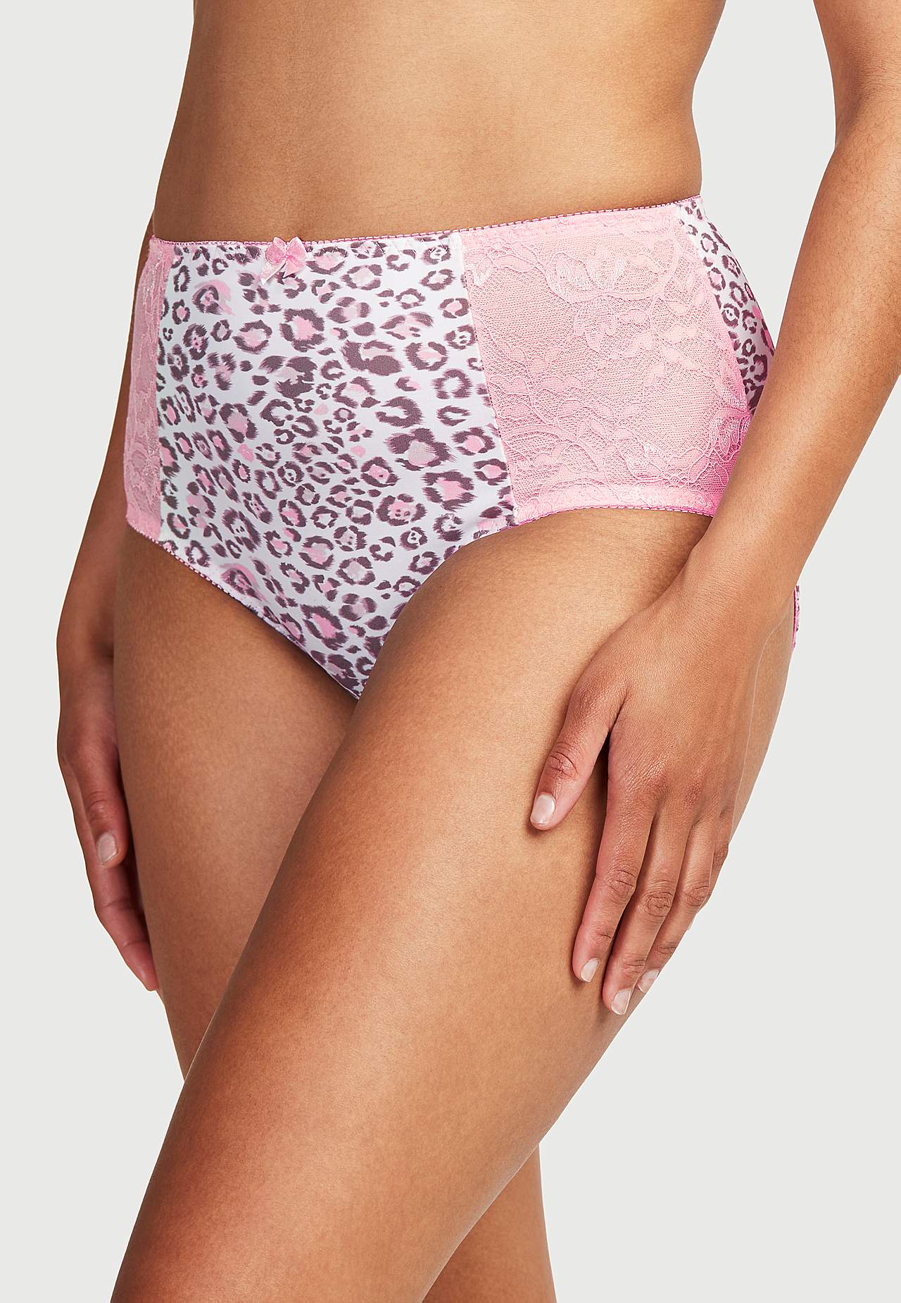 Leopardmønstret maxitruse