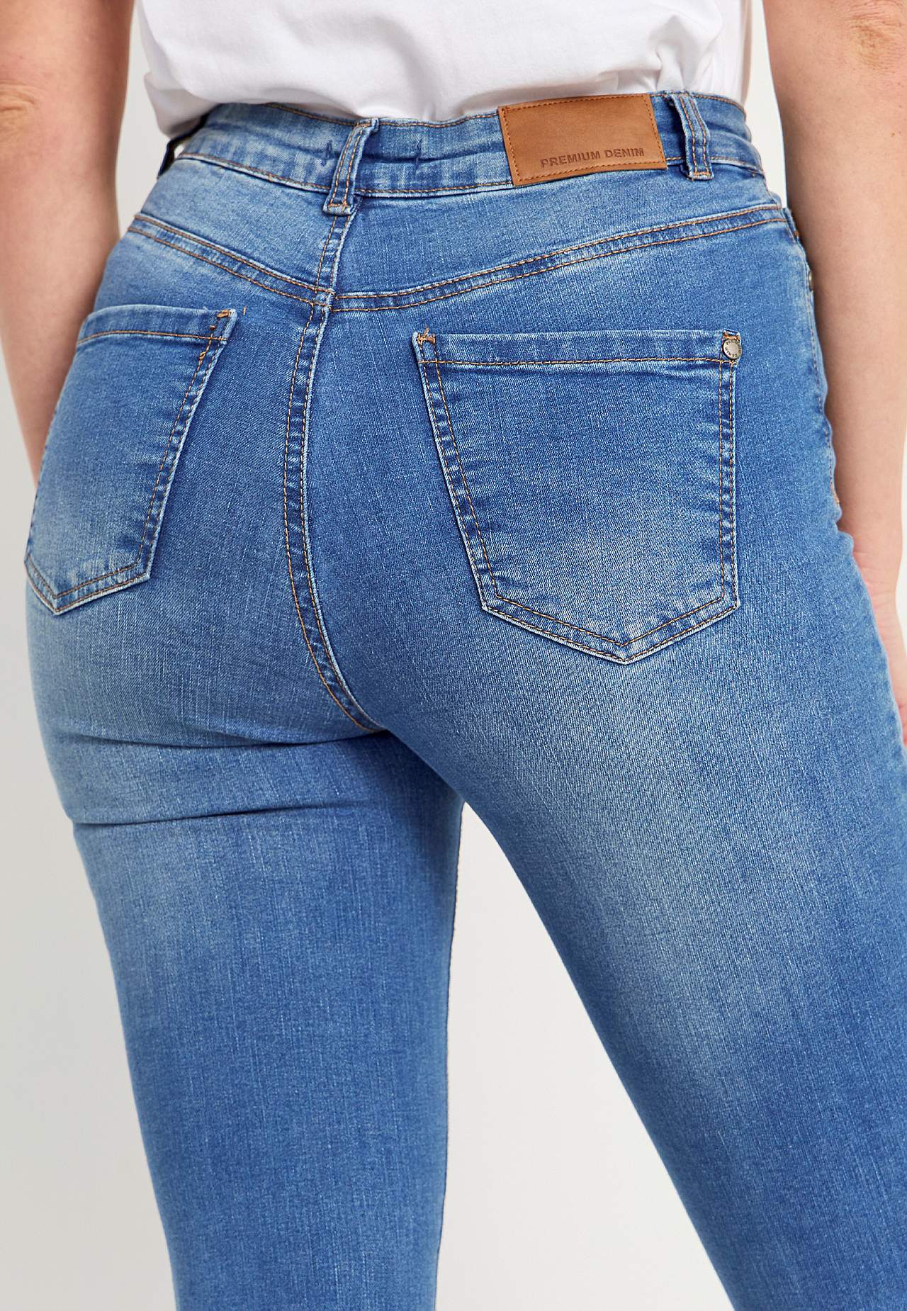 Jeans i superstretch denim