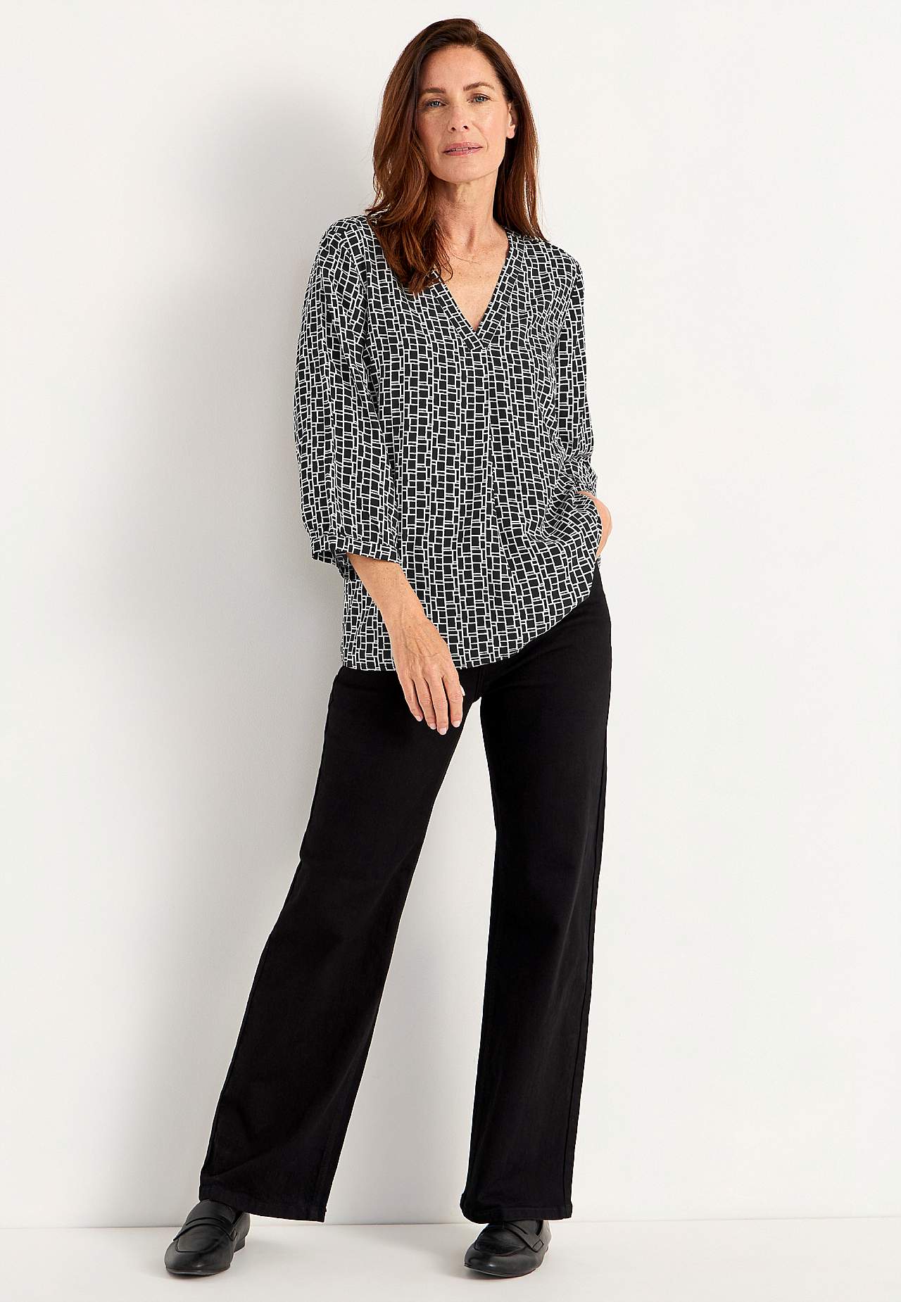 V-halset, vevet bluse