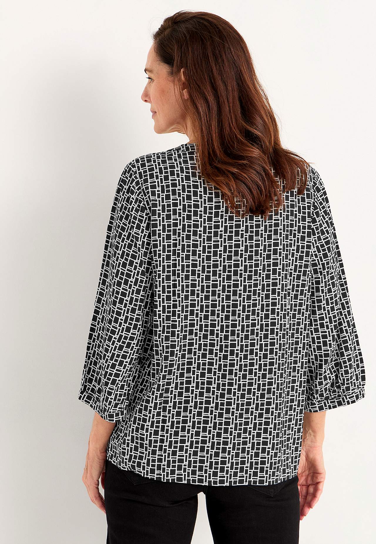 V-halset, vevet bluse