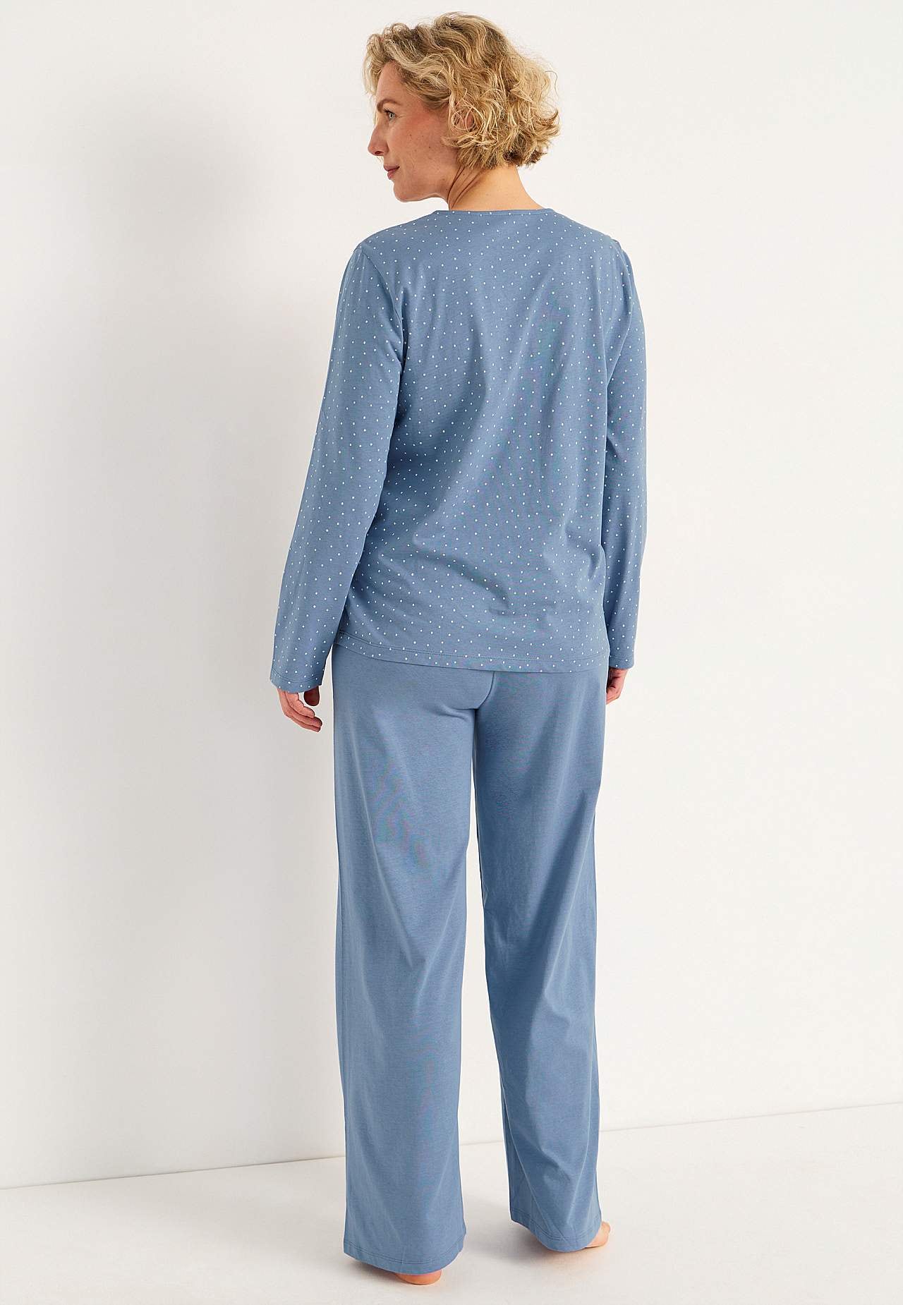 Todelt pyjamas med prikker