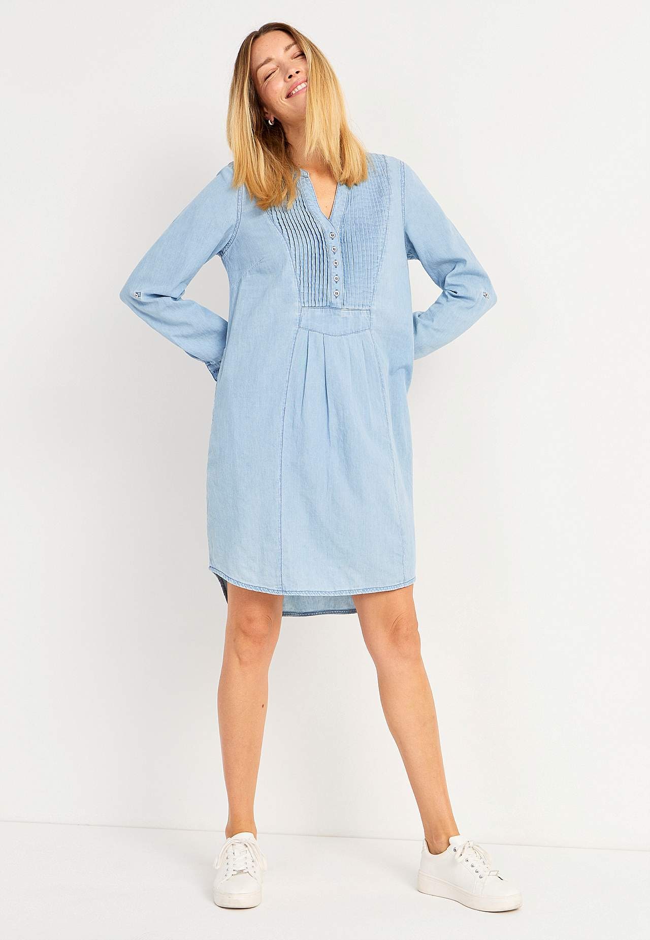 Romslig denimkjole