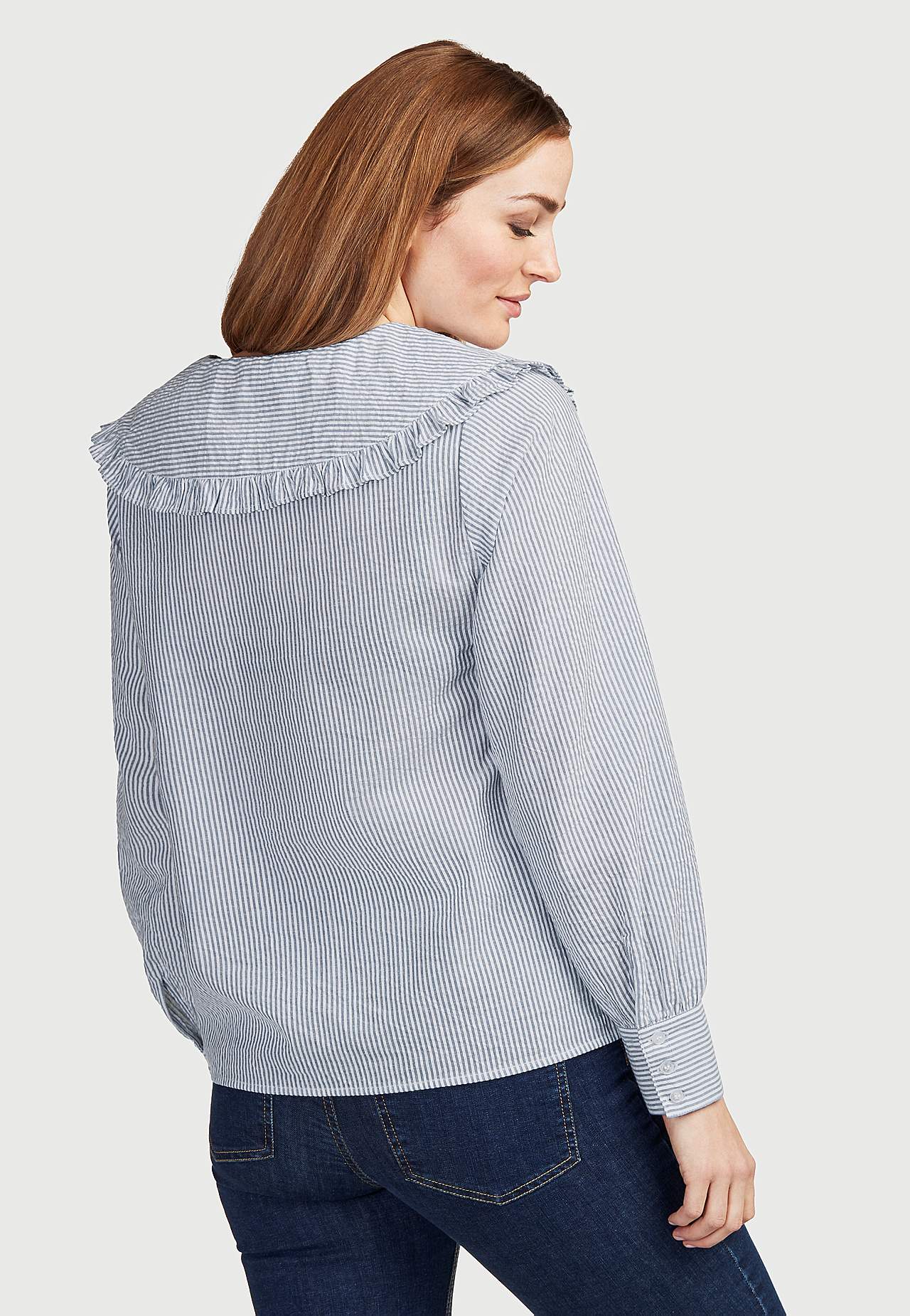 Bluse med volangkrage Maude