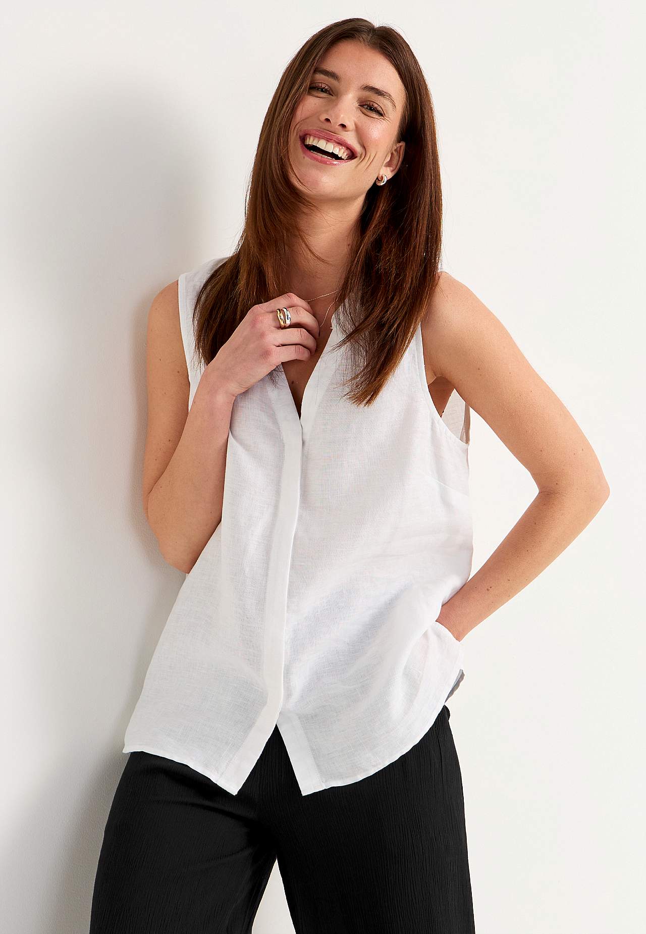 Linbluse Premium med ermeløs design