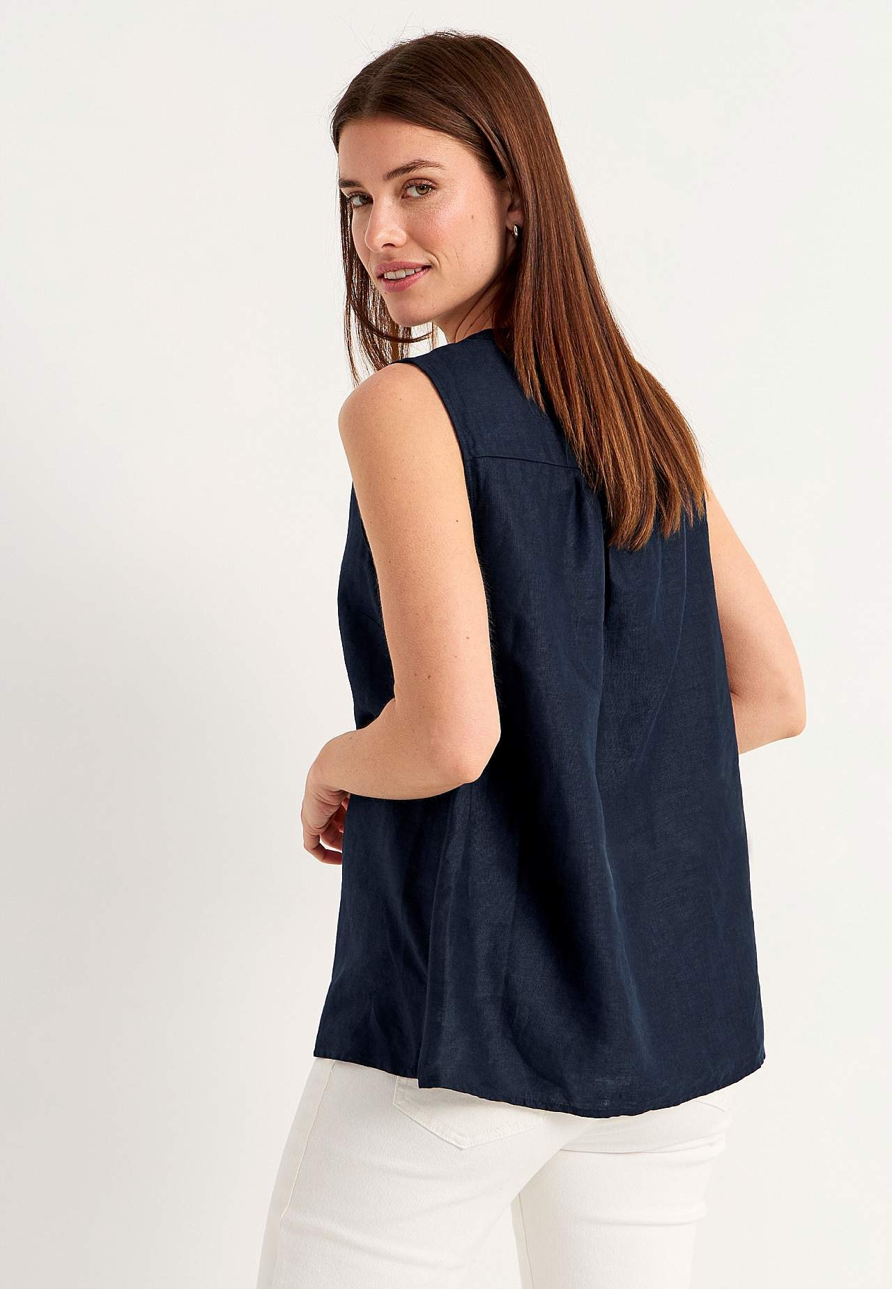 Linbluse Premium med ermeløs design