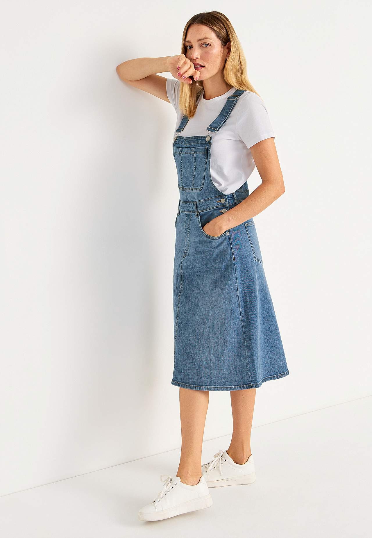 Dongerikjole i denim