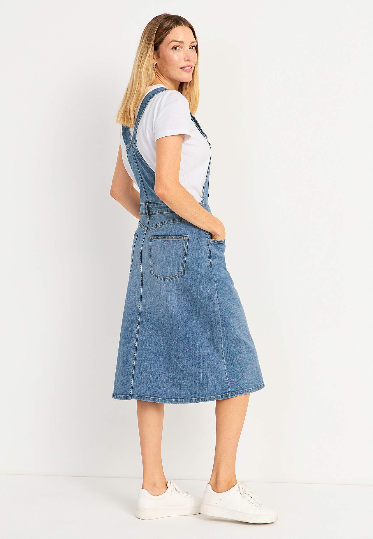 Dongerikjole i denim