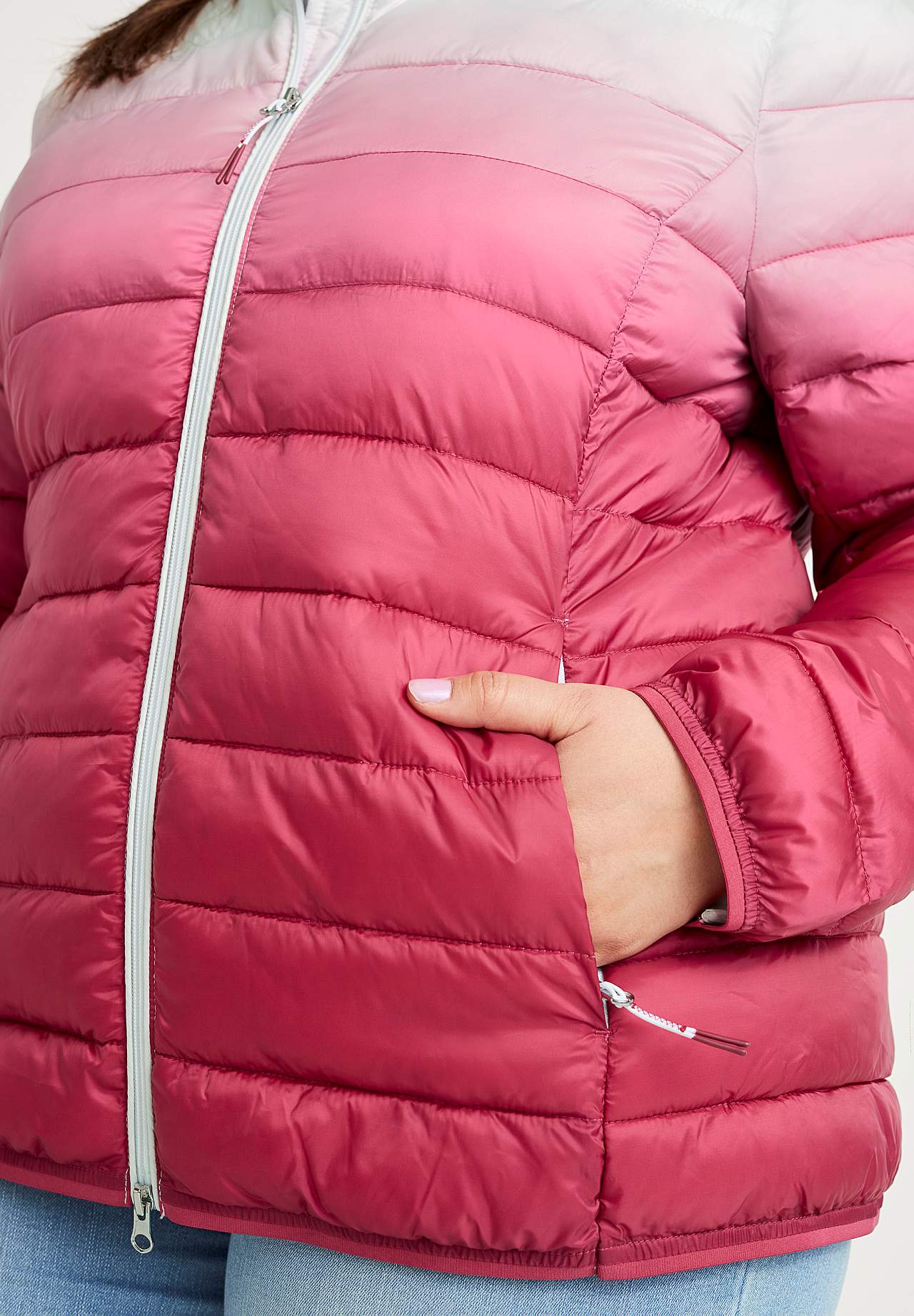 Dyppefarget lettvektsjakke