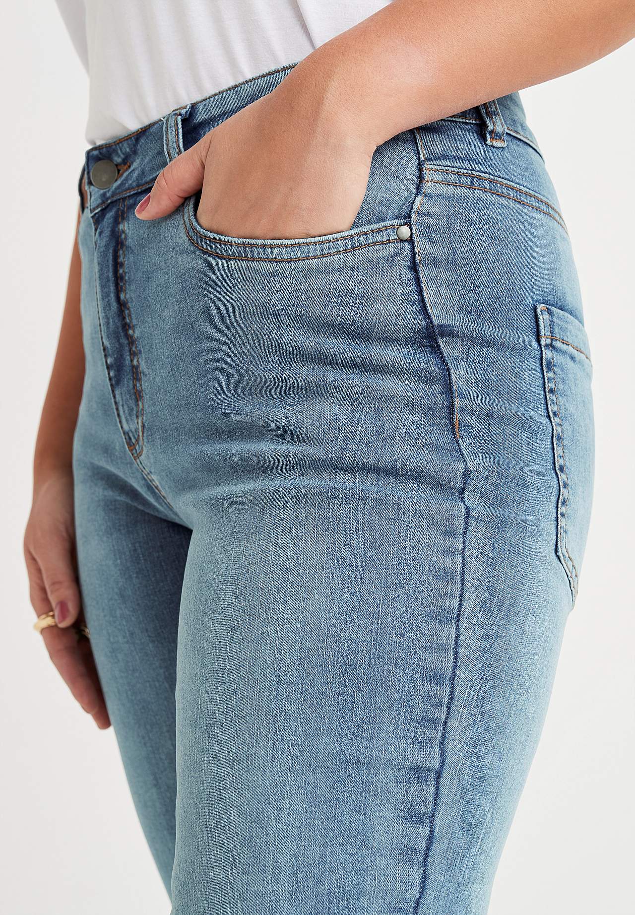Stretchjeans med rette ben - tre lengder