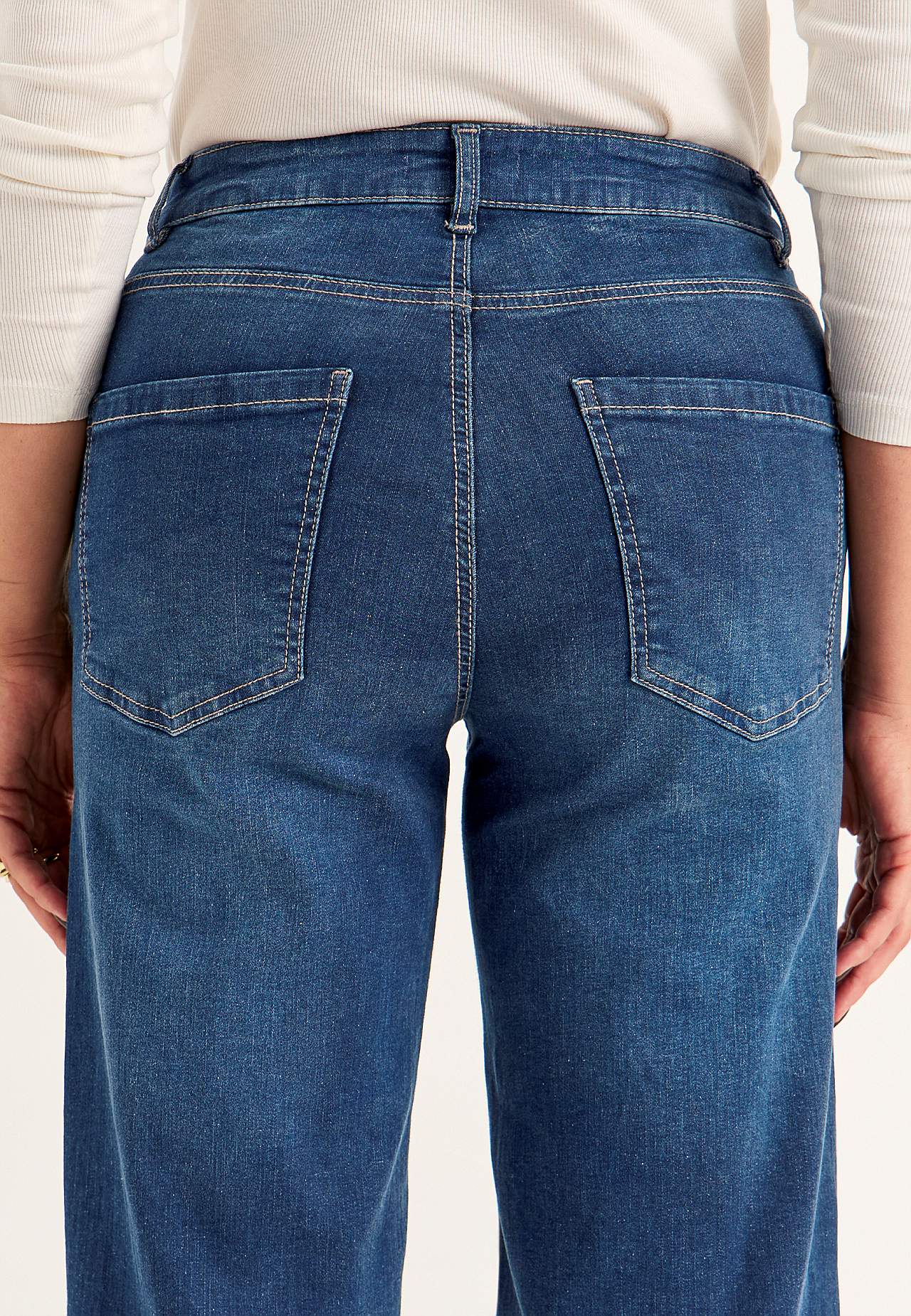 Vide jeans med høy midje Renata