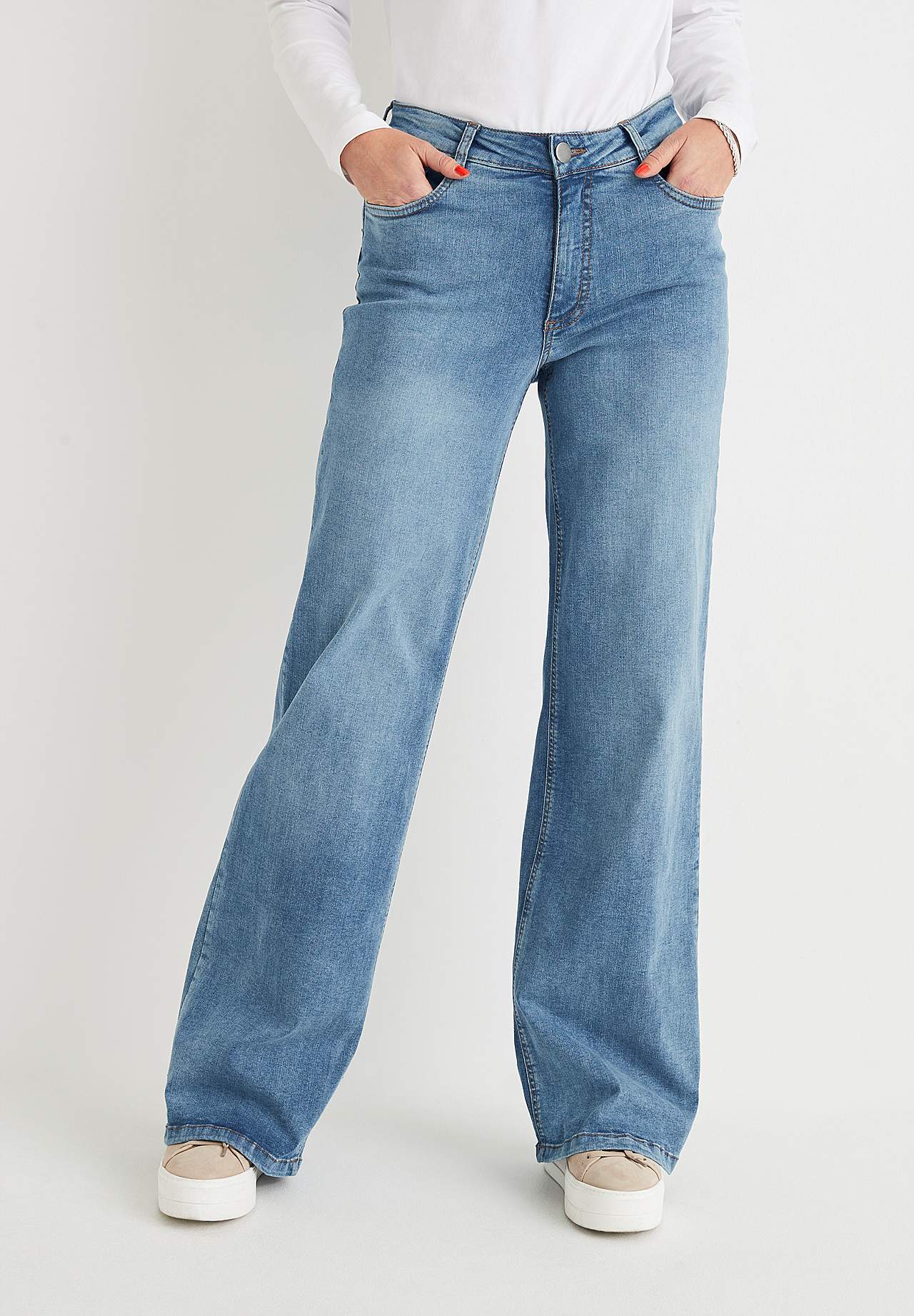 Vide jeans med høy midje