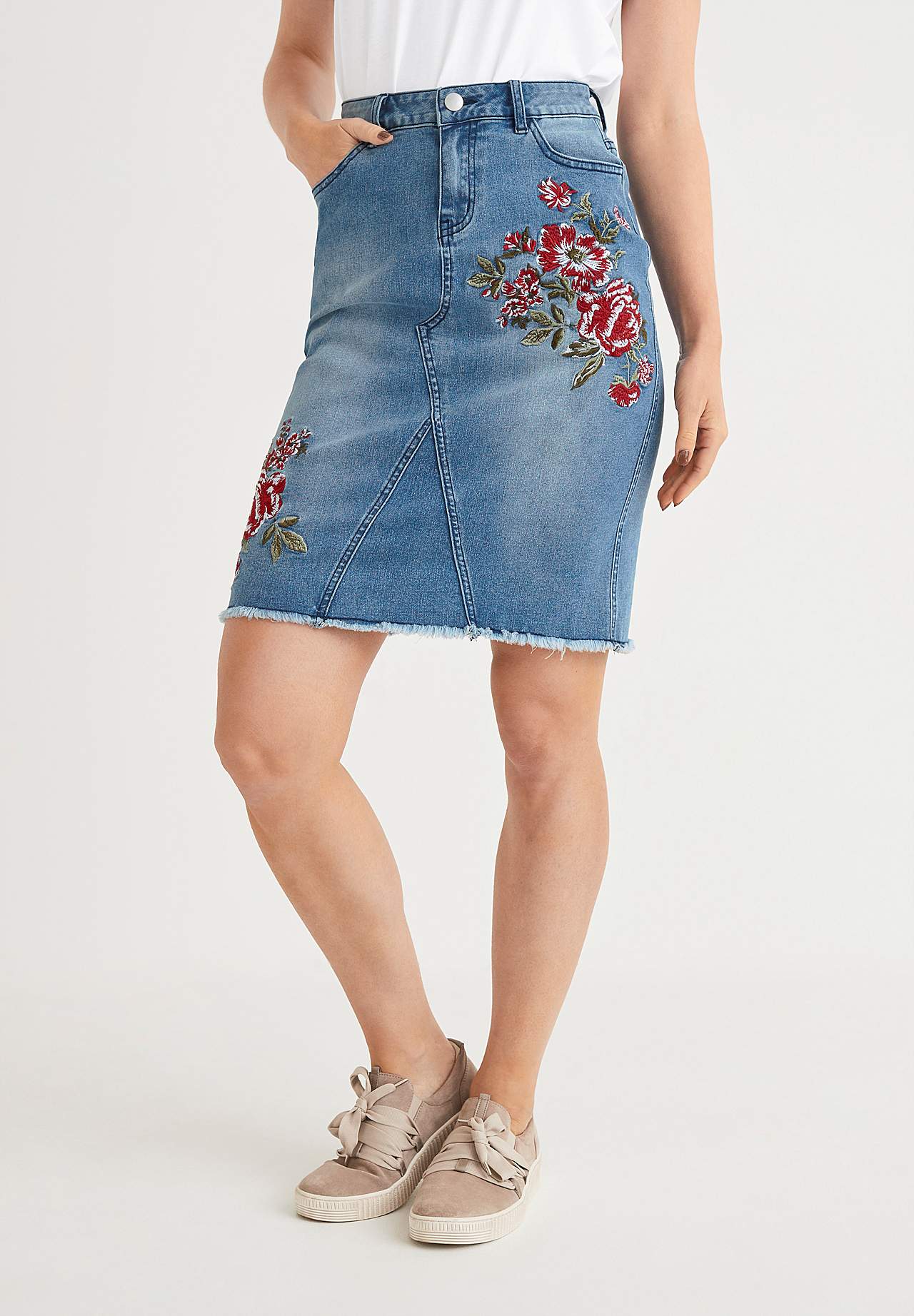 Denim skjørt med broderier