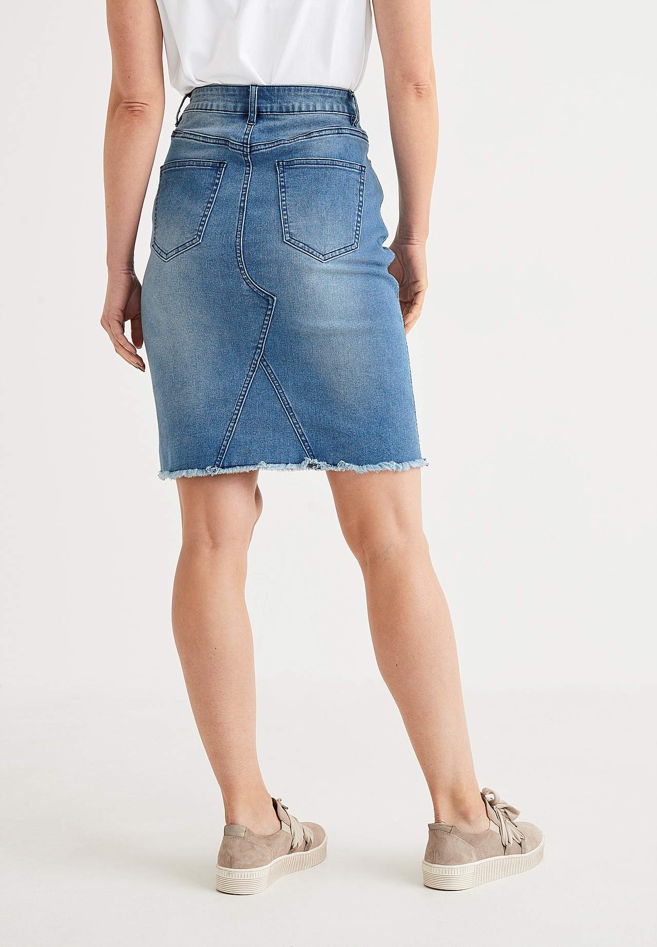 Denim skjørt med broderier