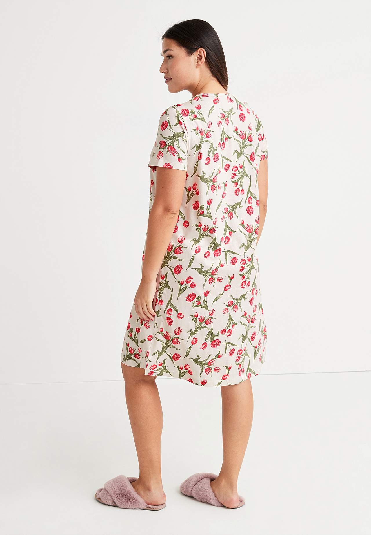 Blomstret nattkjole Hulda