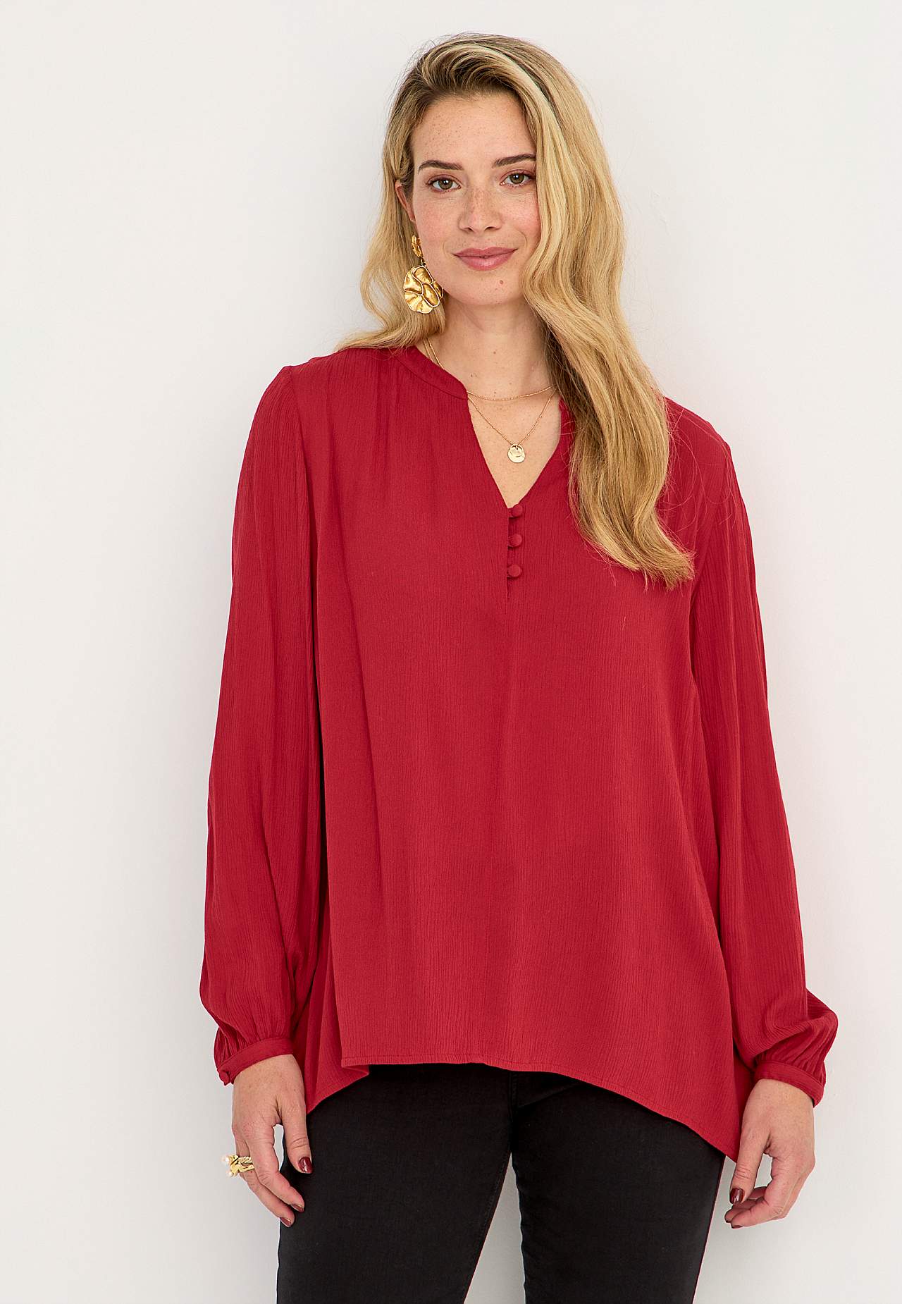 Crepe bluse med knapper Greta