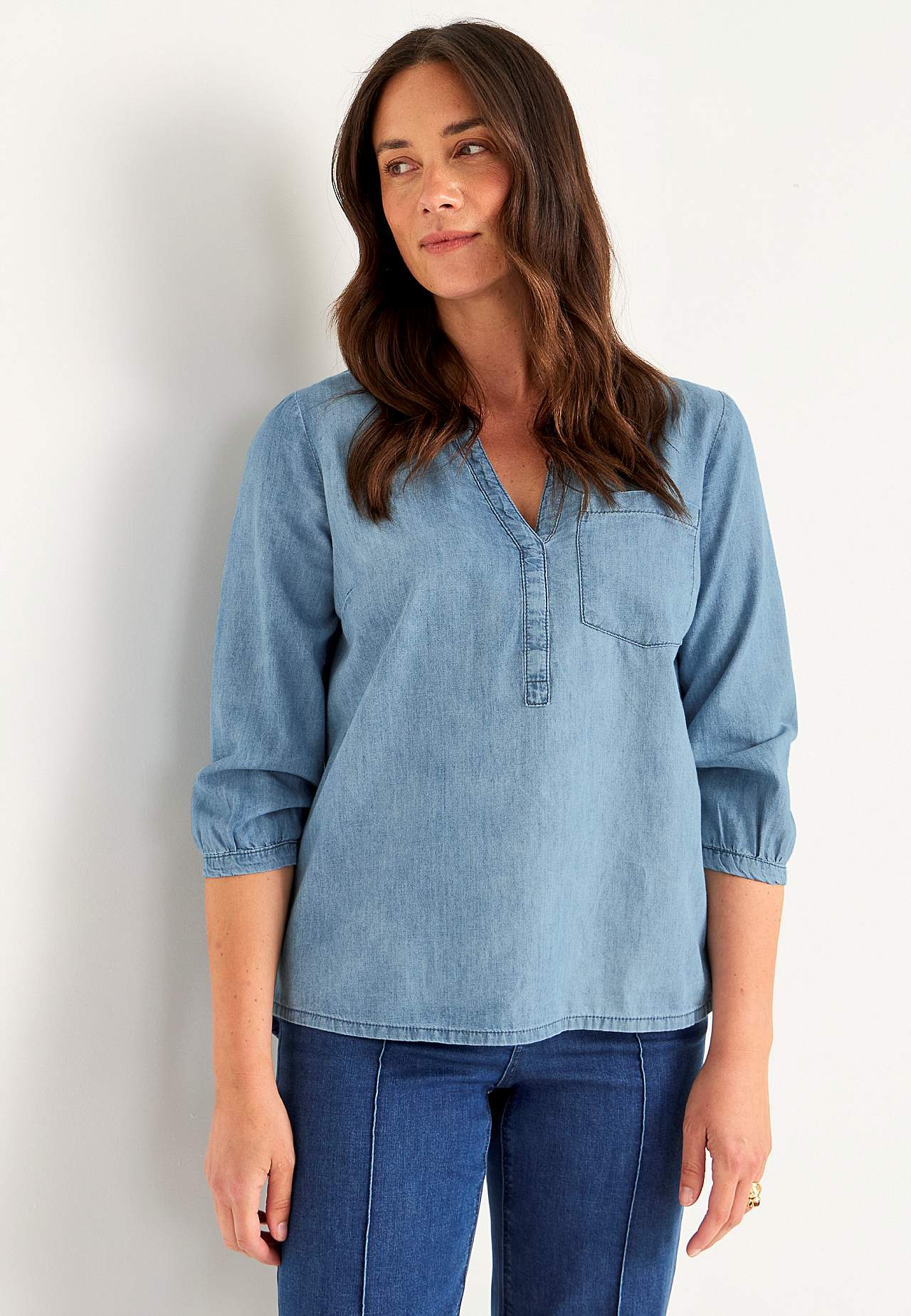 Denimbluse med brystlomme